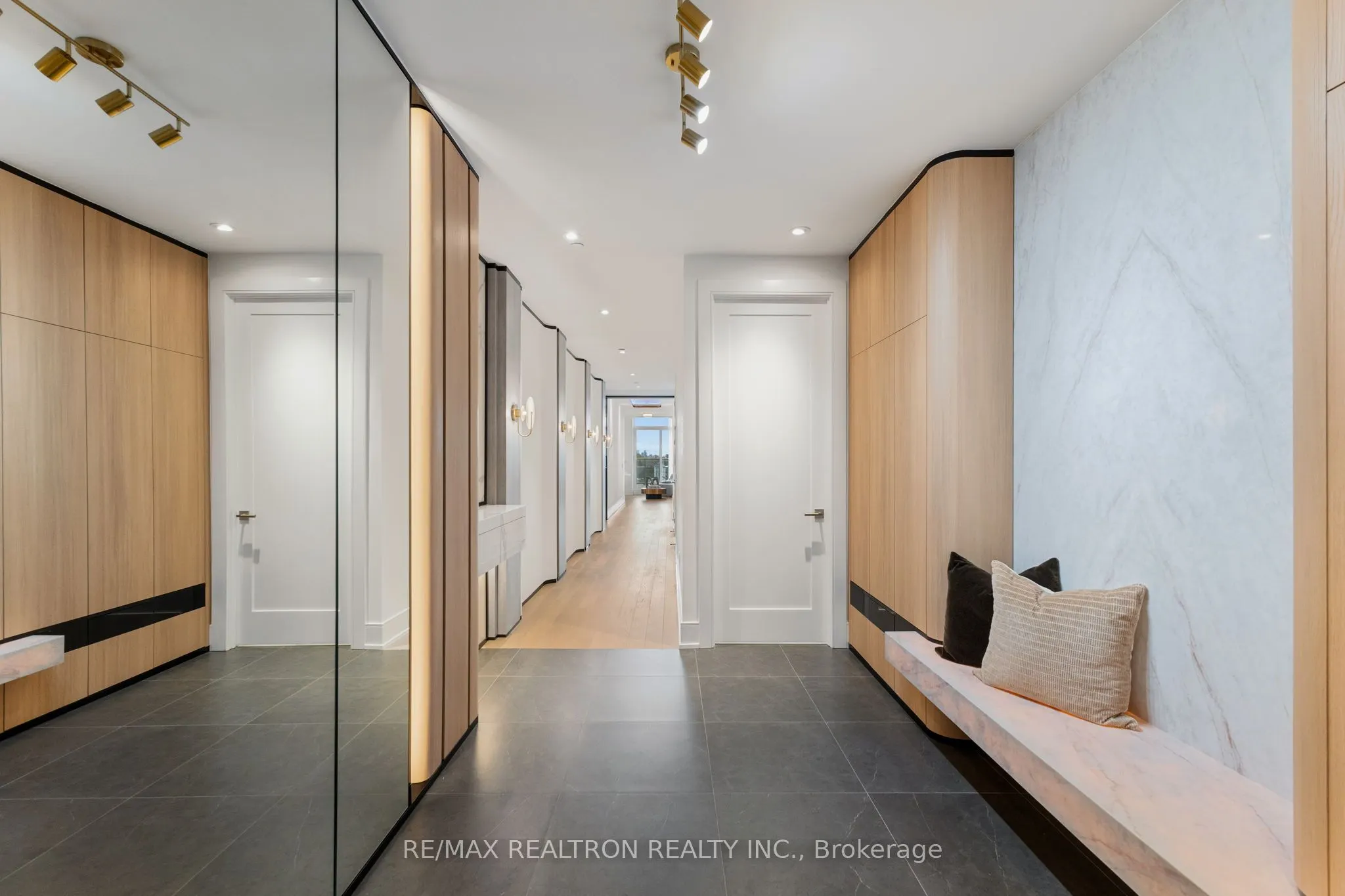 399 Royal Orchard Boulevard #418