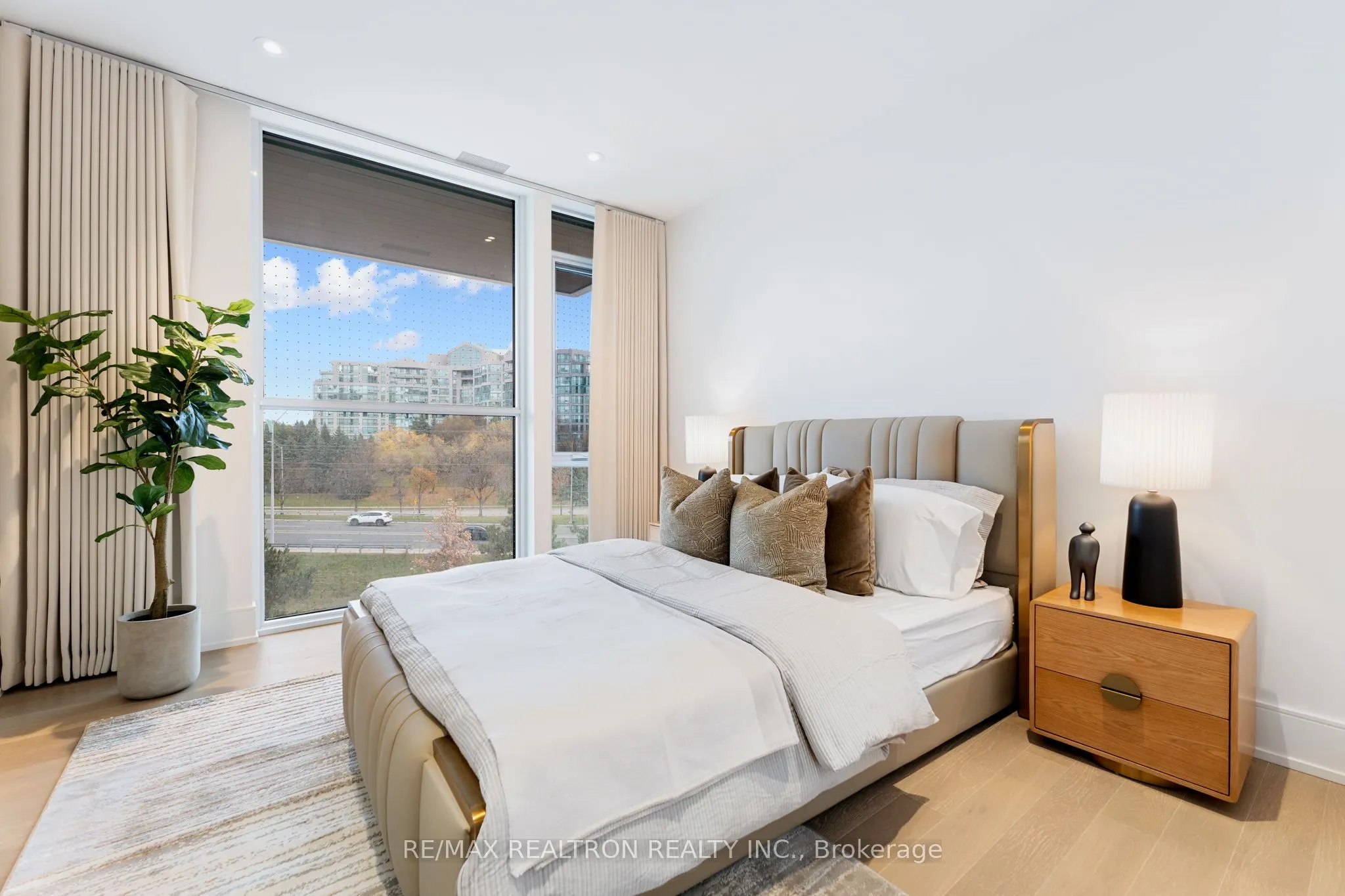 399 Royal Orchard Boulevard #418