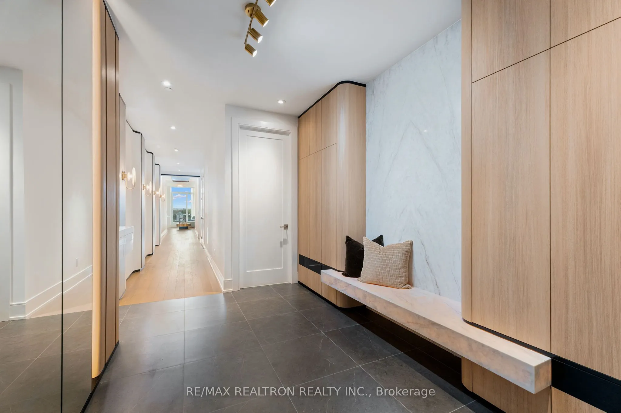 399 Royal Orchard Boulevard #418