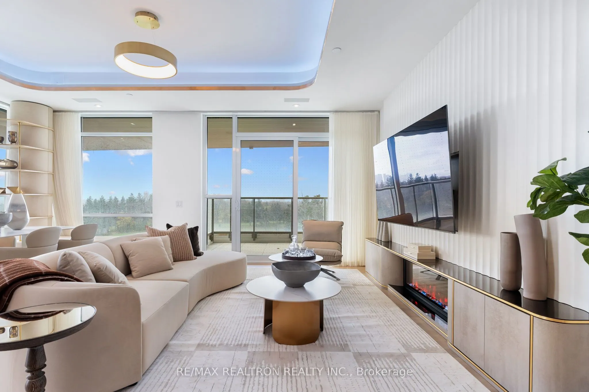 399 Royal Orchard Boulevard #418