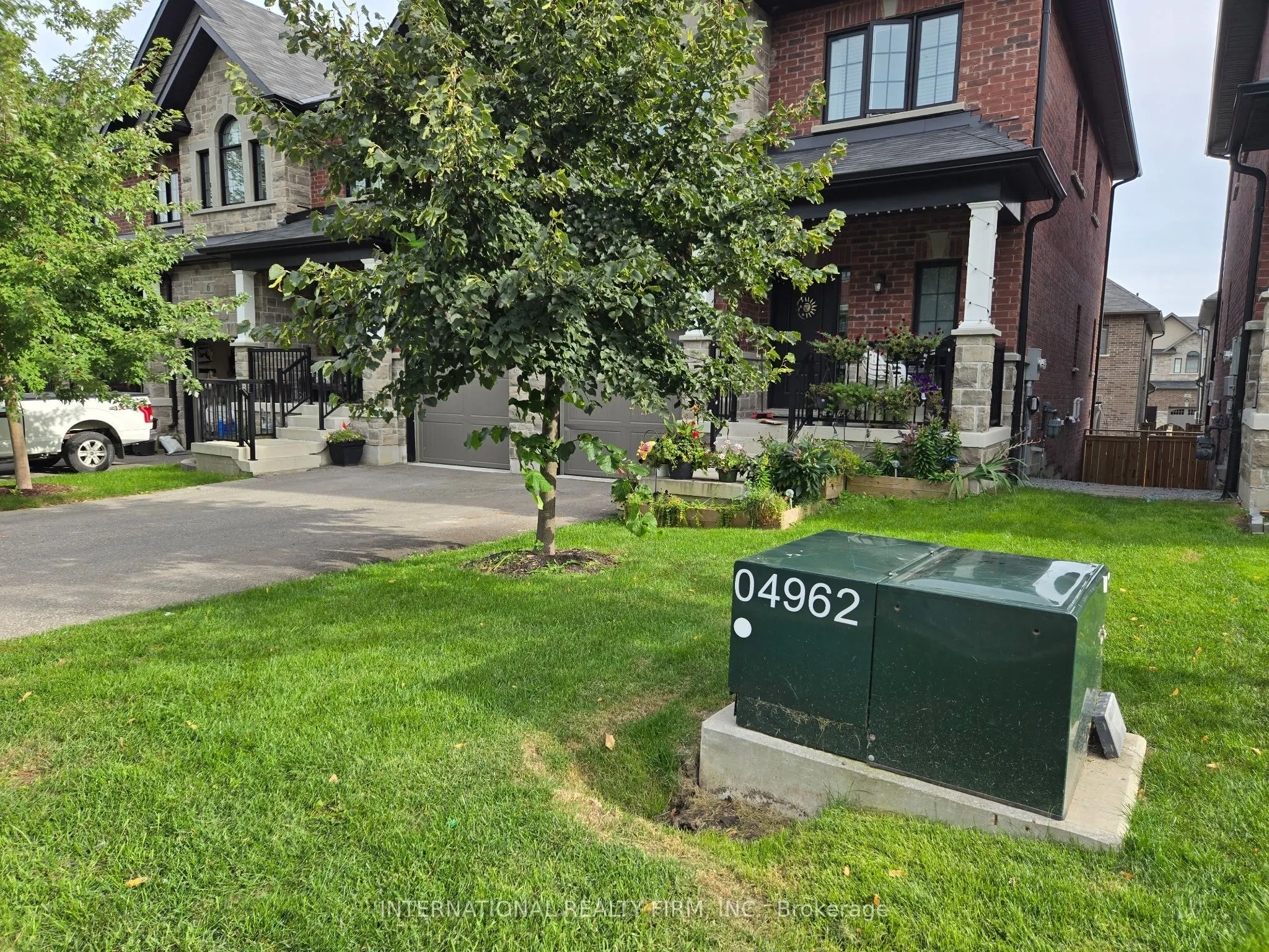 10 Gord Matthews Way