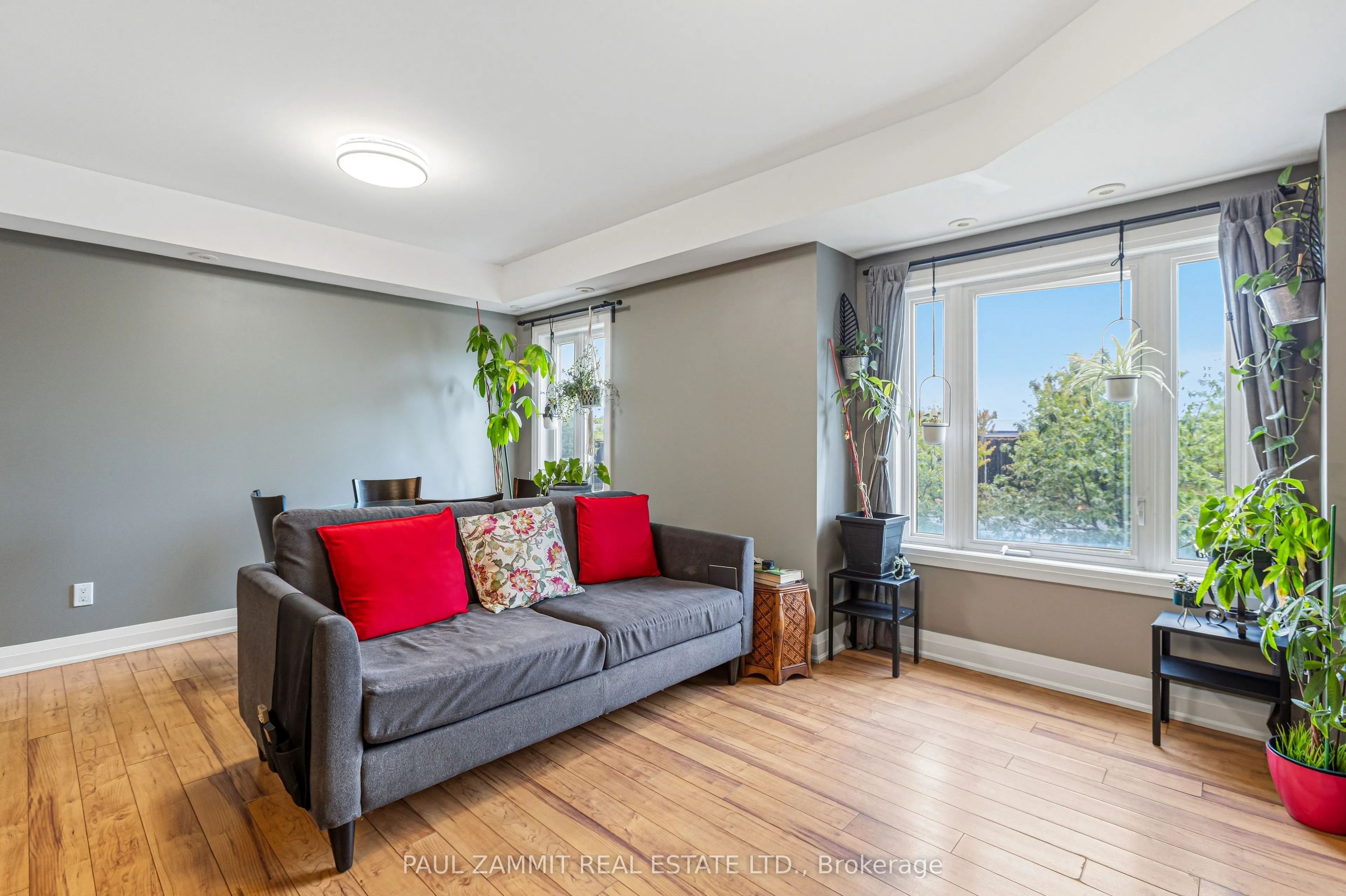 320 John Street #217