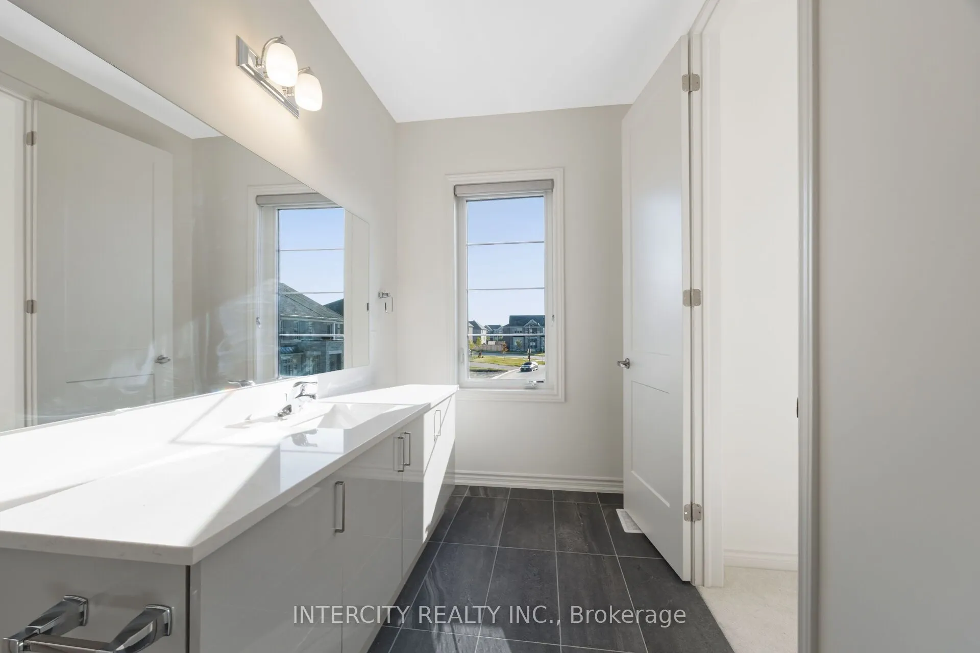 8 Elderberry Way