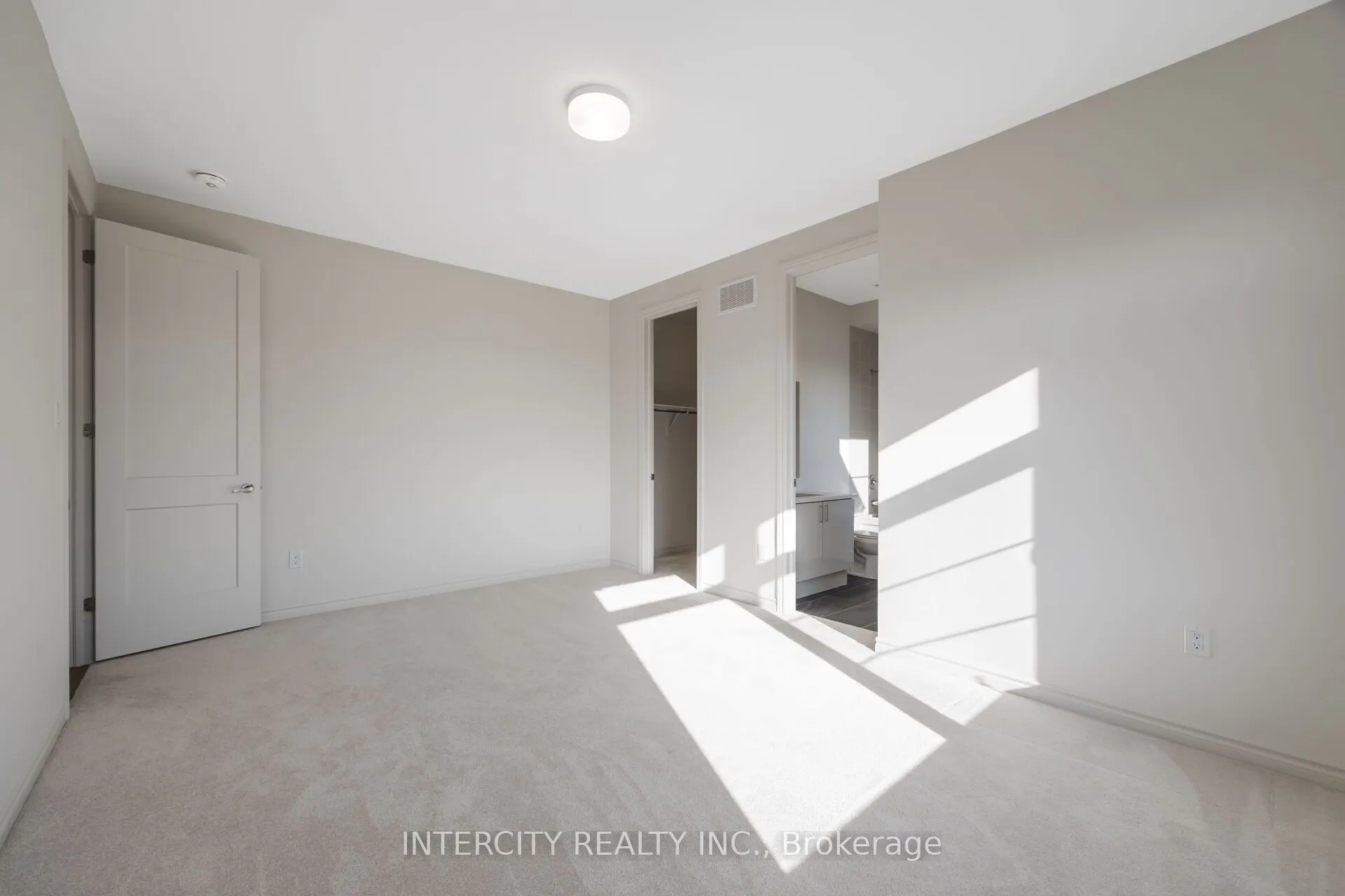8 Elderberry Way