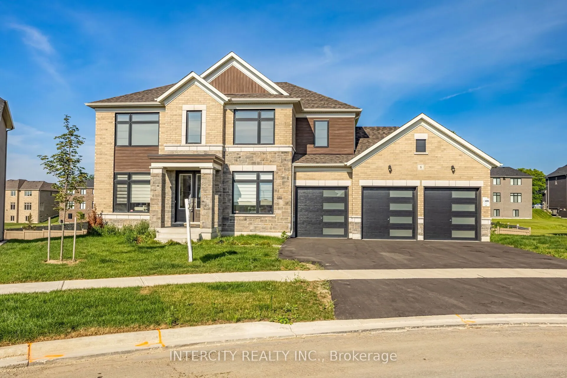 8 Elderberry Way