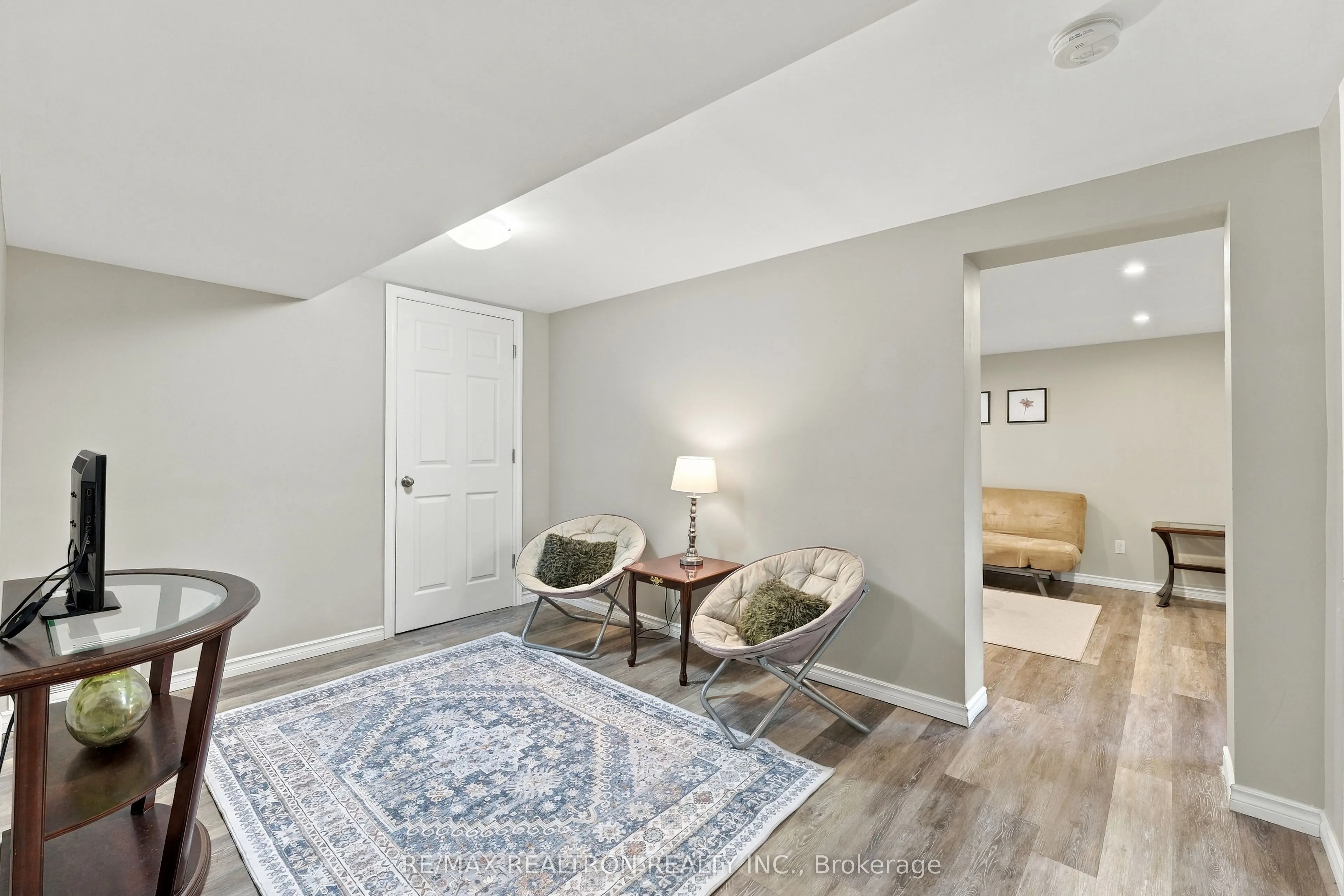 268 Kenwood Avenue