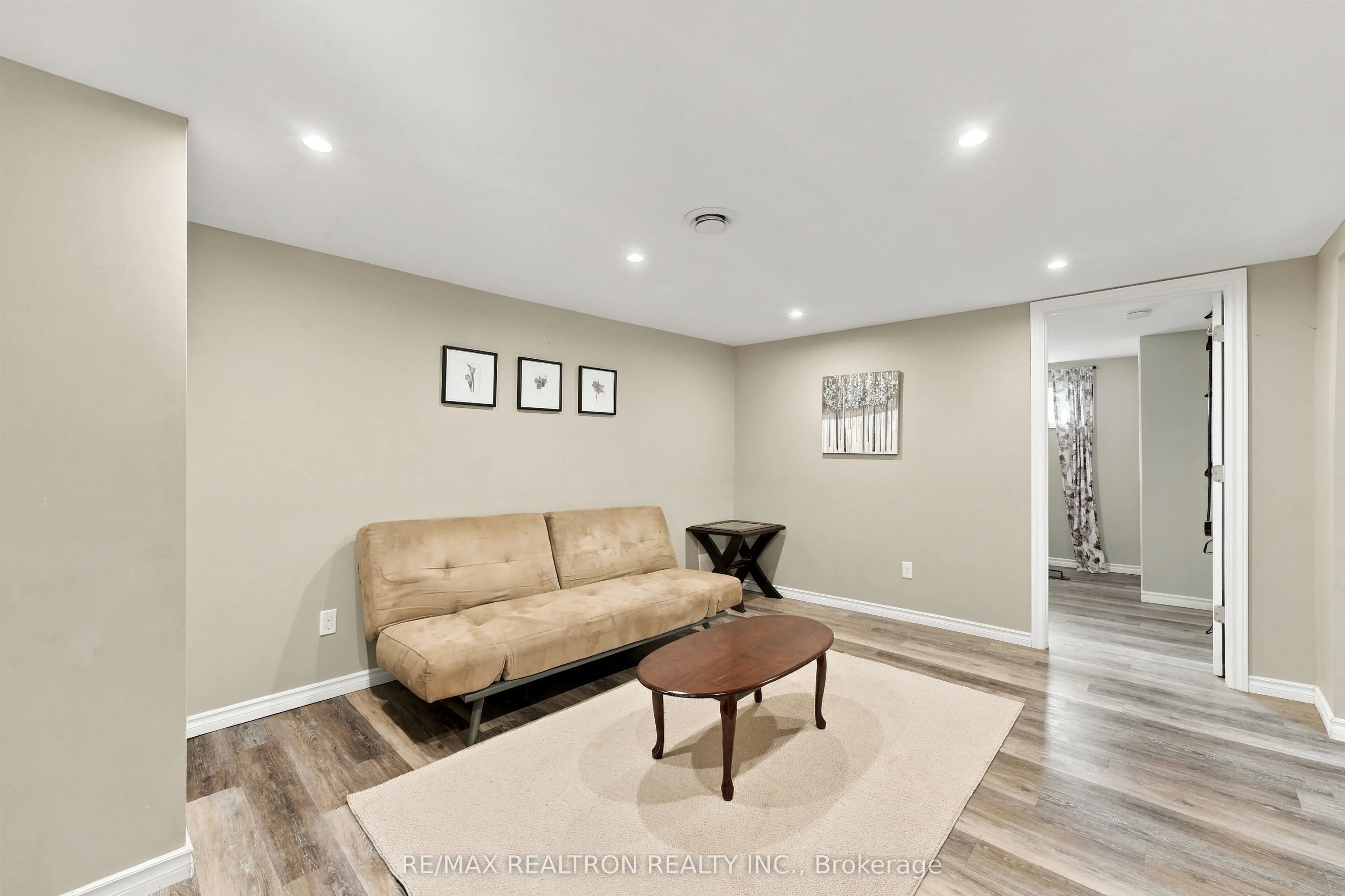 268 Kenwood Avenue