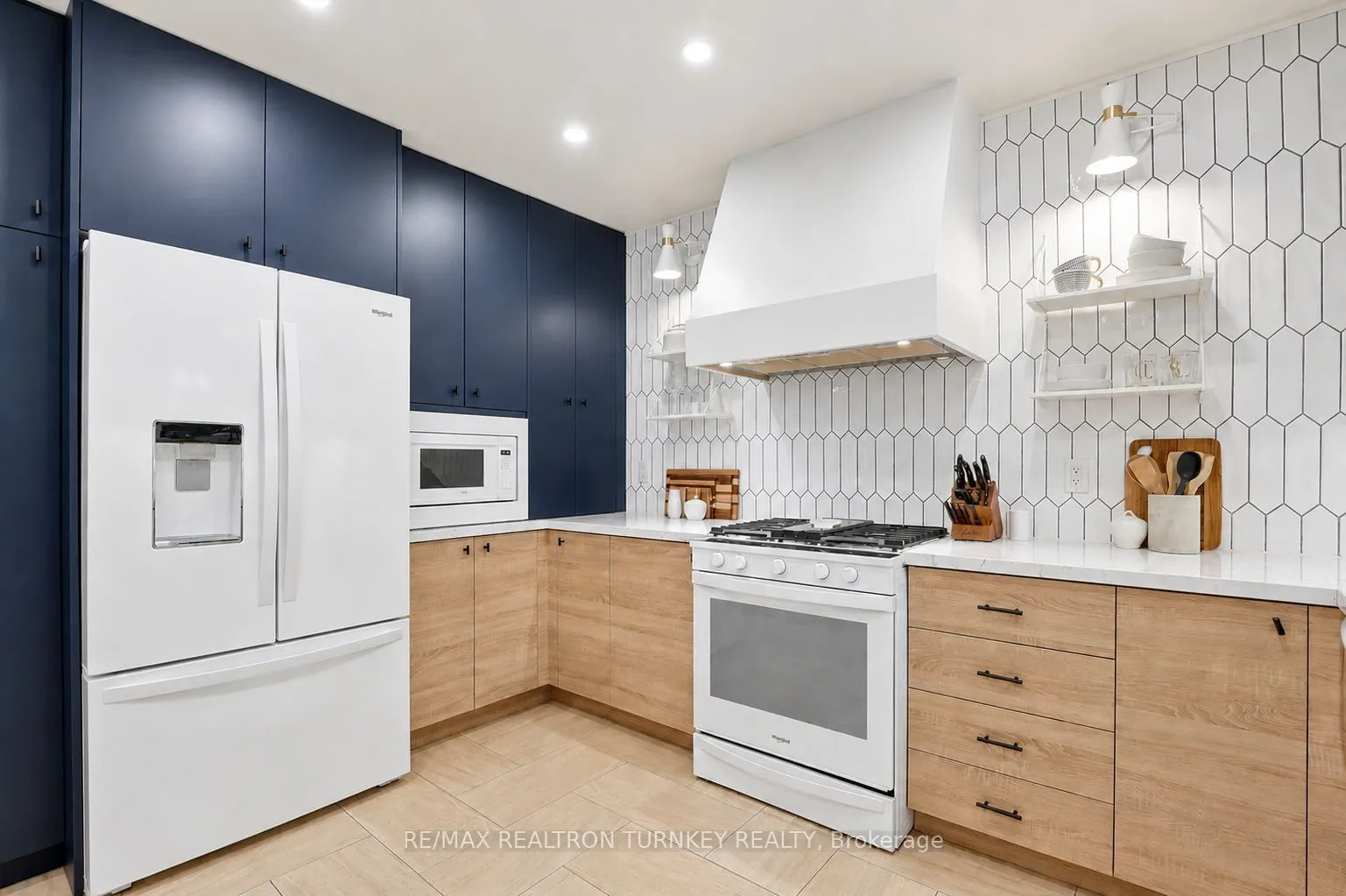 818 Exceller Circle