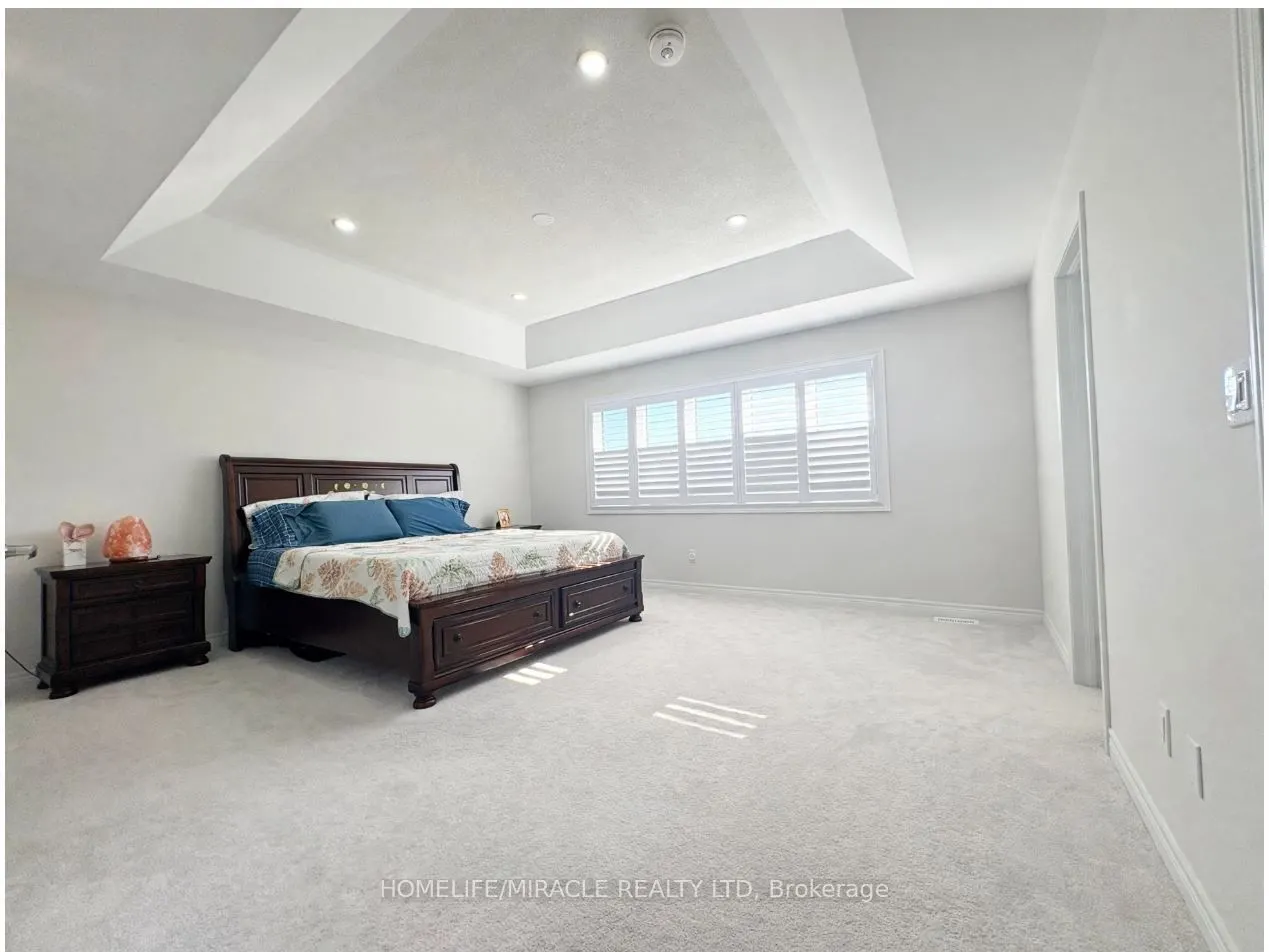 16 Sam Battaglia Crescent