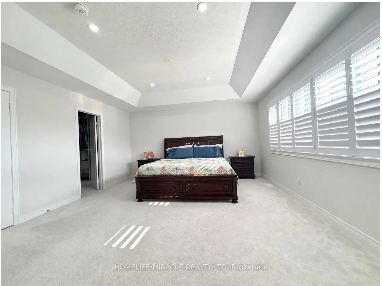 16 Sam Battaglia Crescent