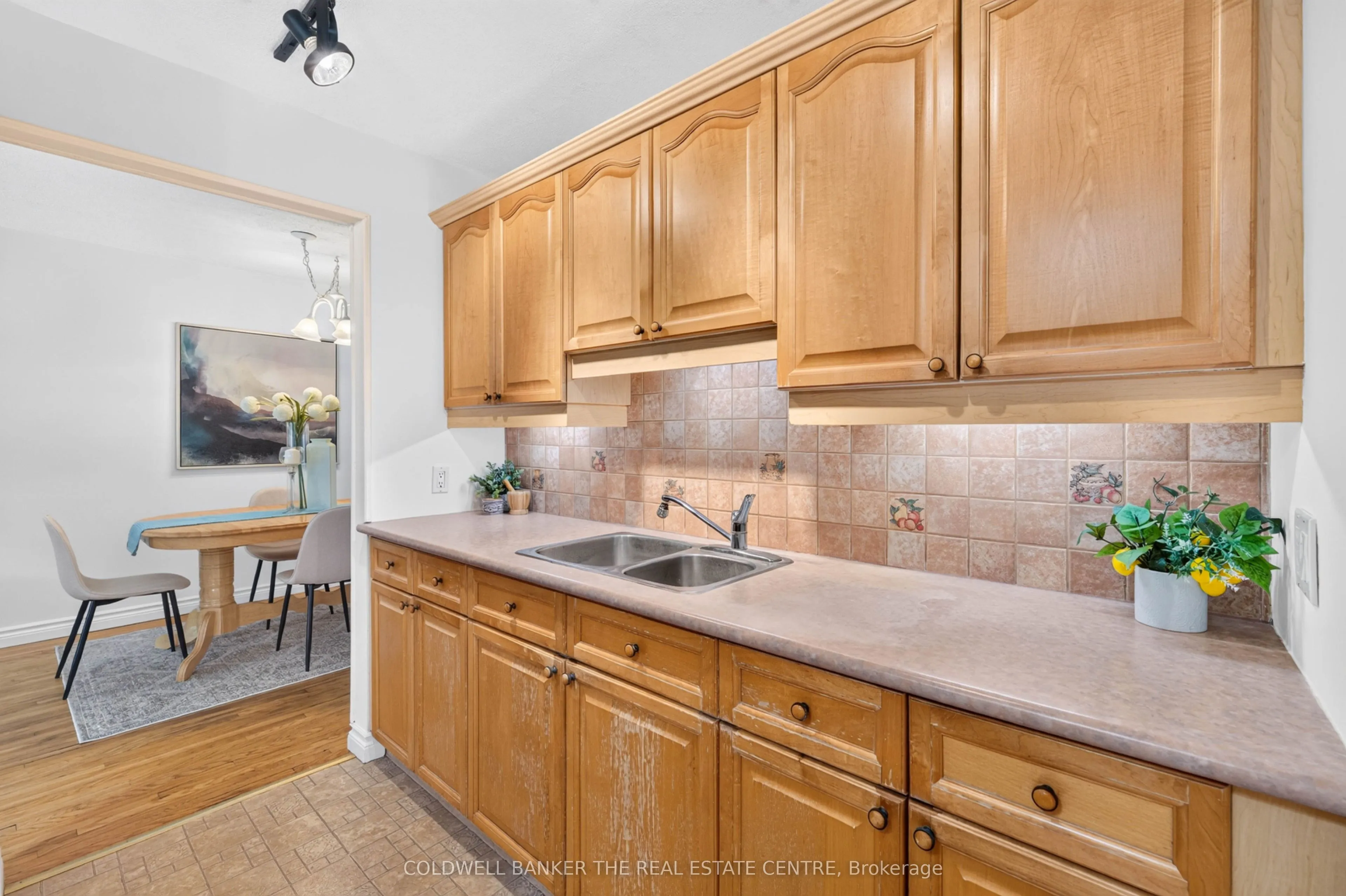140 Willow Lane