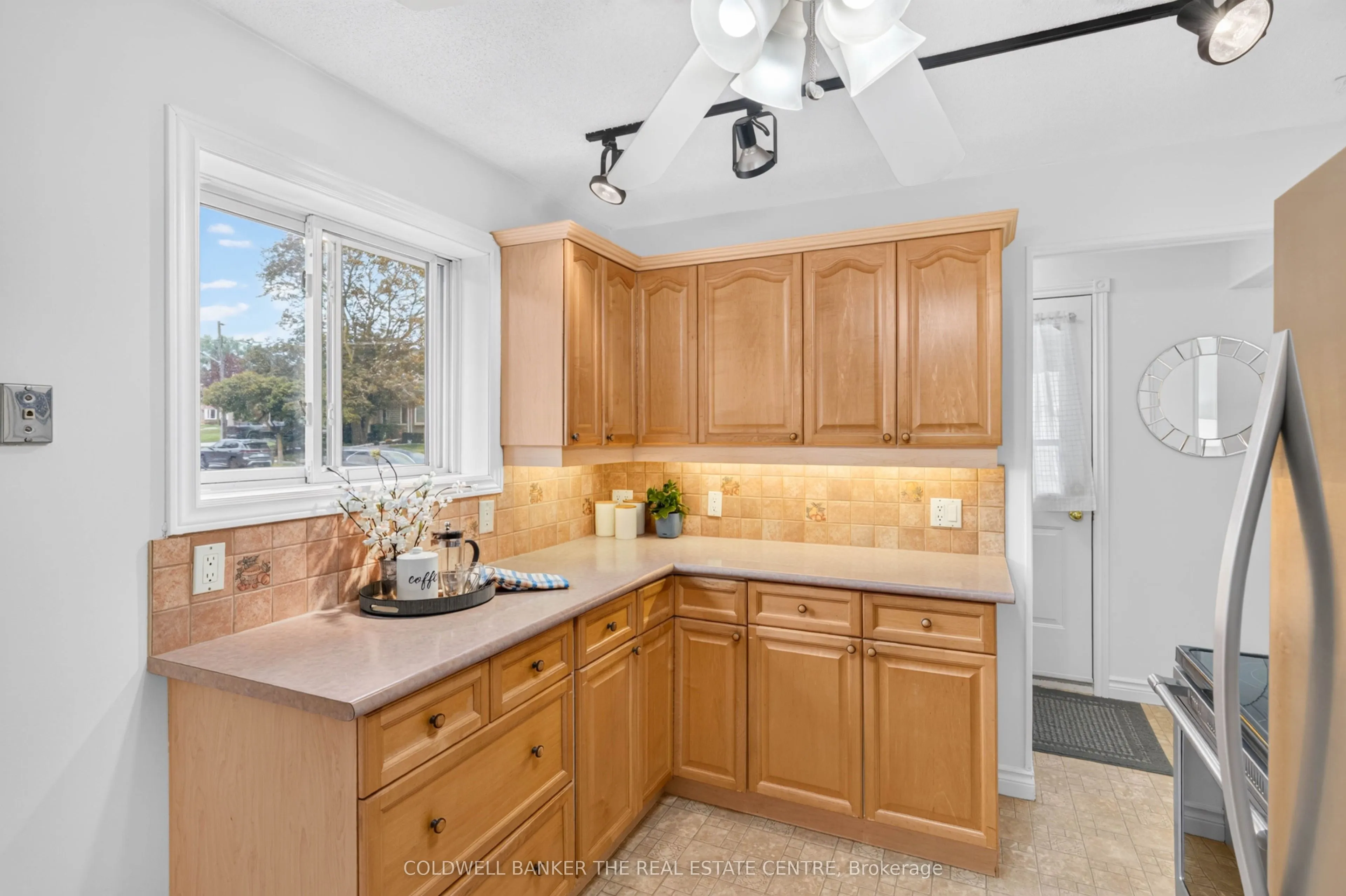 140 Willow Lane