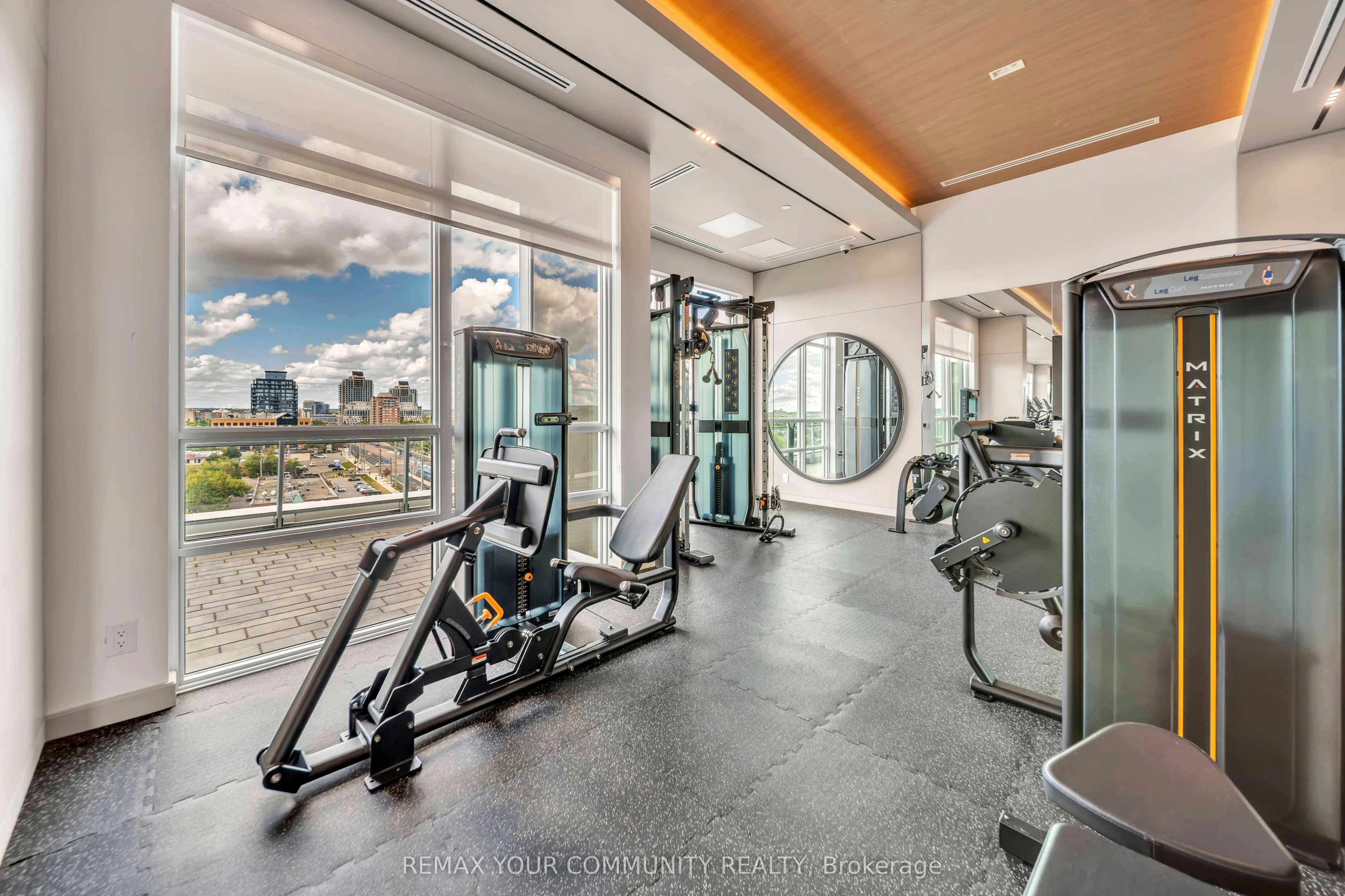 8888 Yonge Street #322