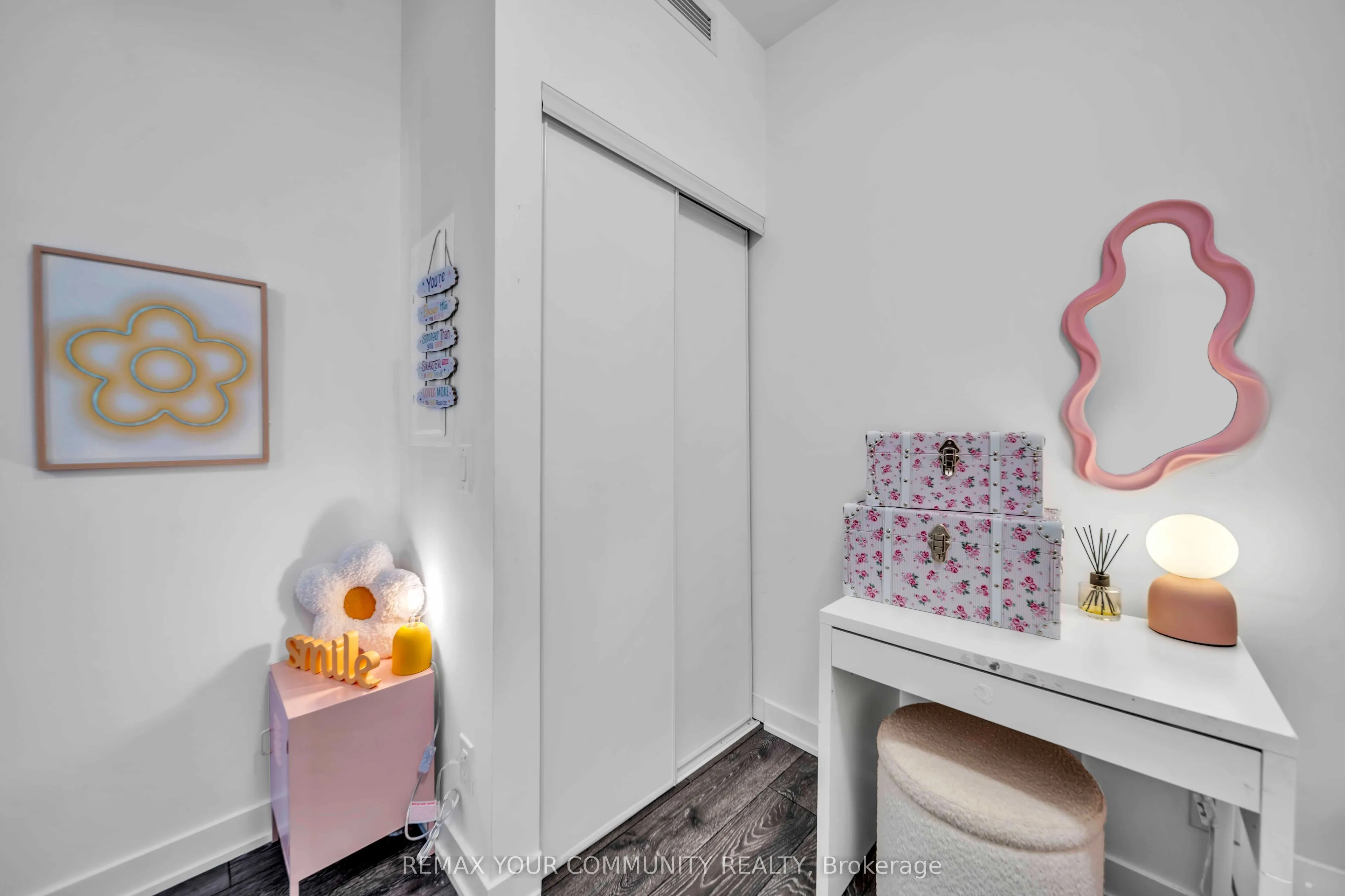 8888 Yonge Street #322