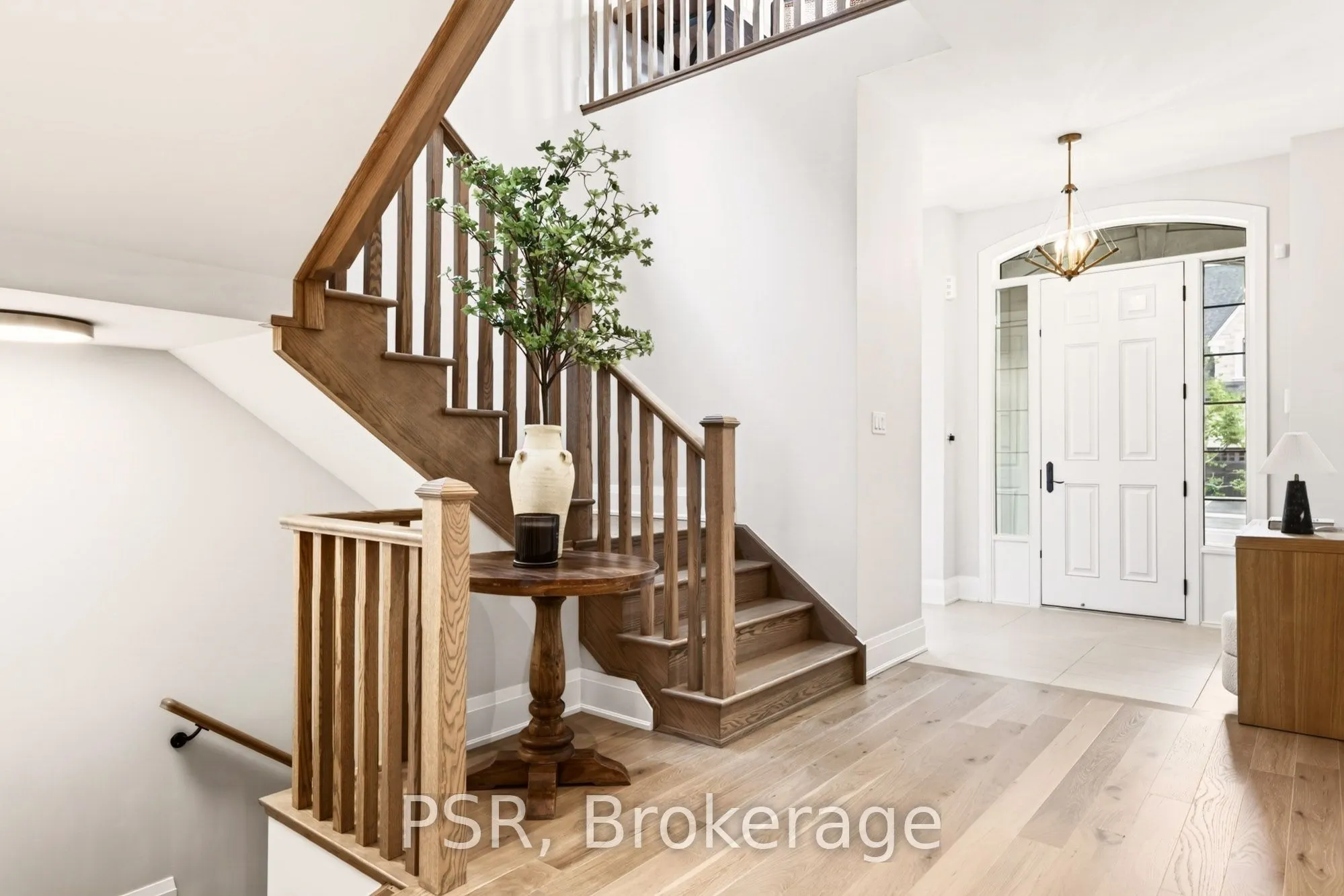 33 Pine Heights Drive