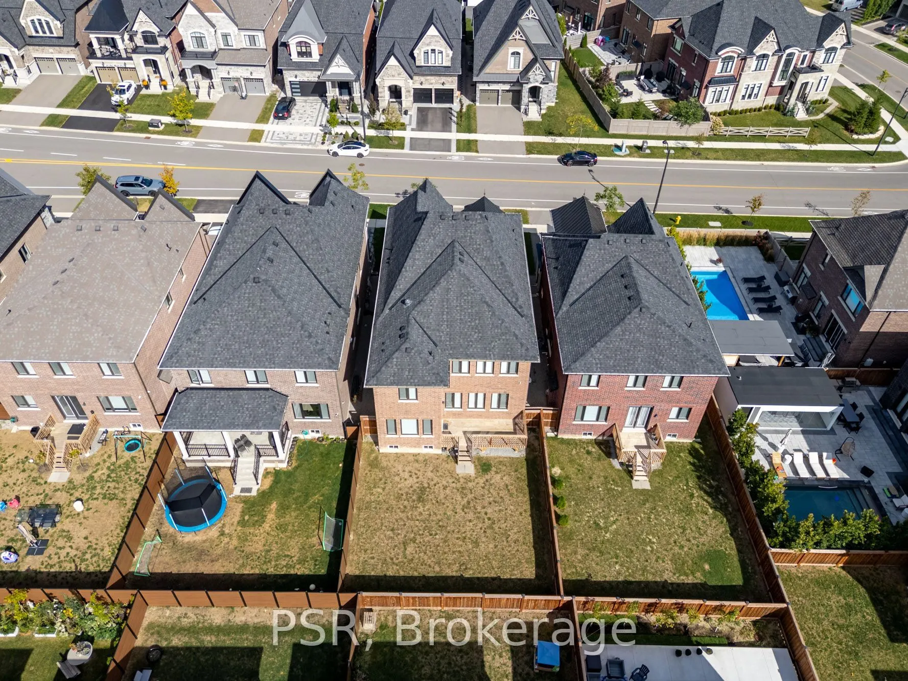 33 Pine Heights Drive