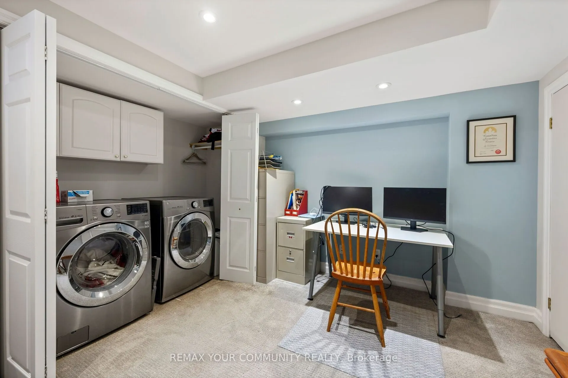 25 Albery Crescent