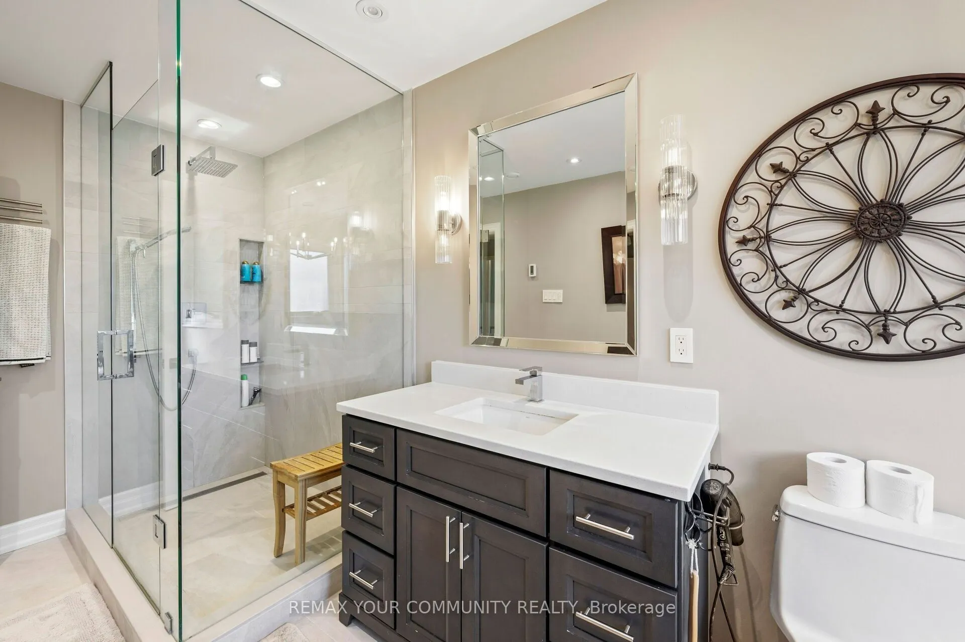 25 Albery Crescent