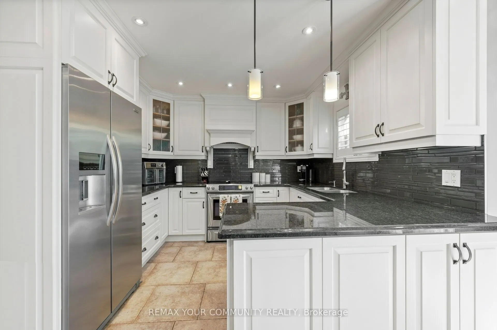 25 Albery Crescent
