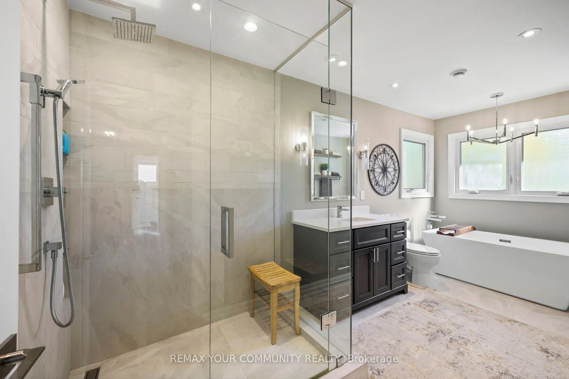 25 Albery Crescent