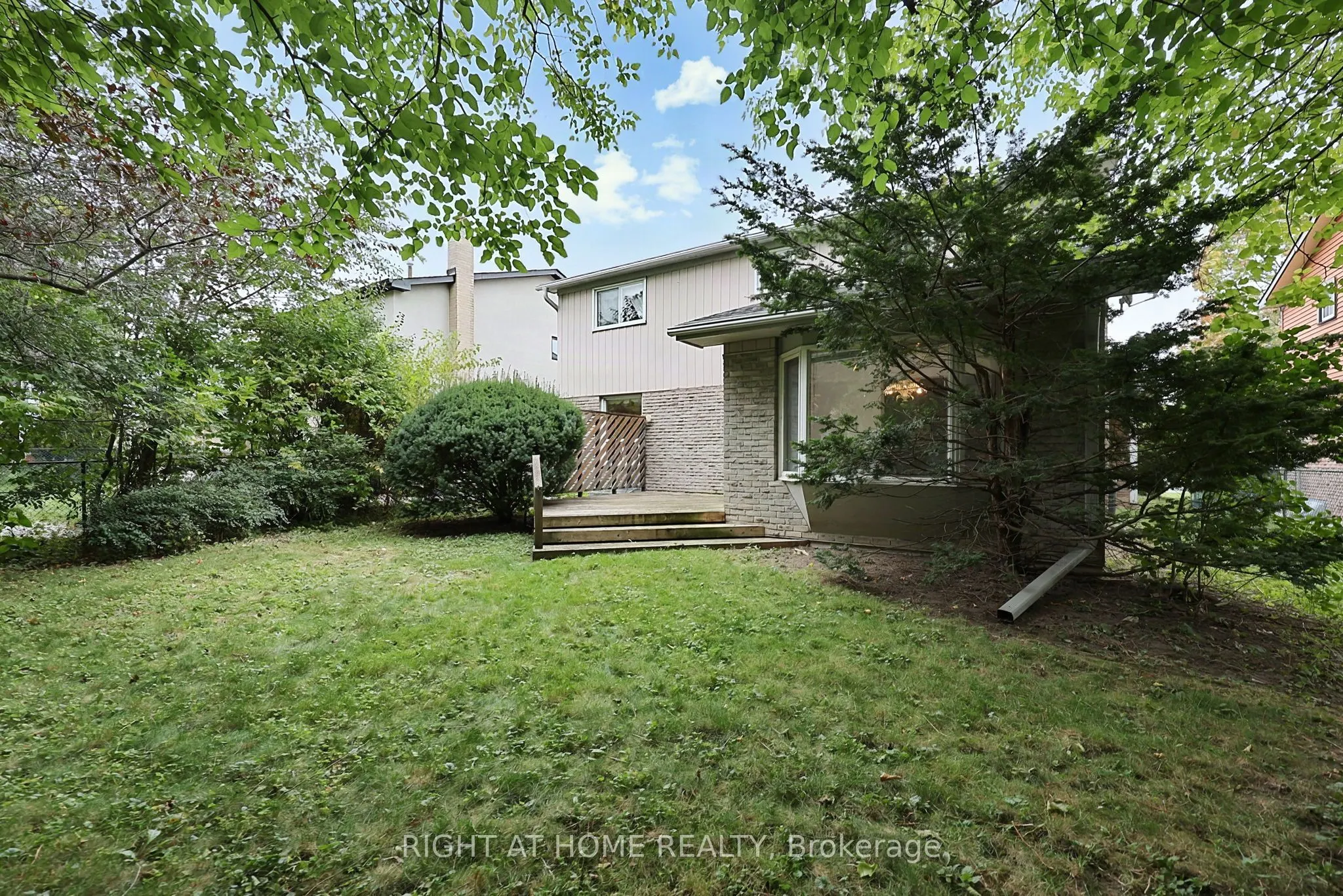 50 Mayvern Crescent