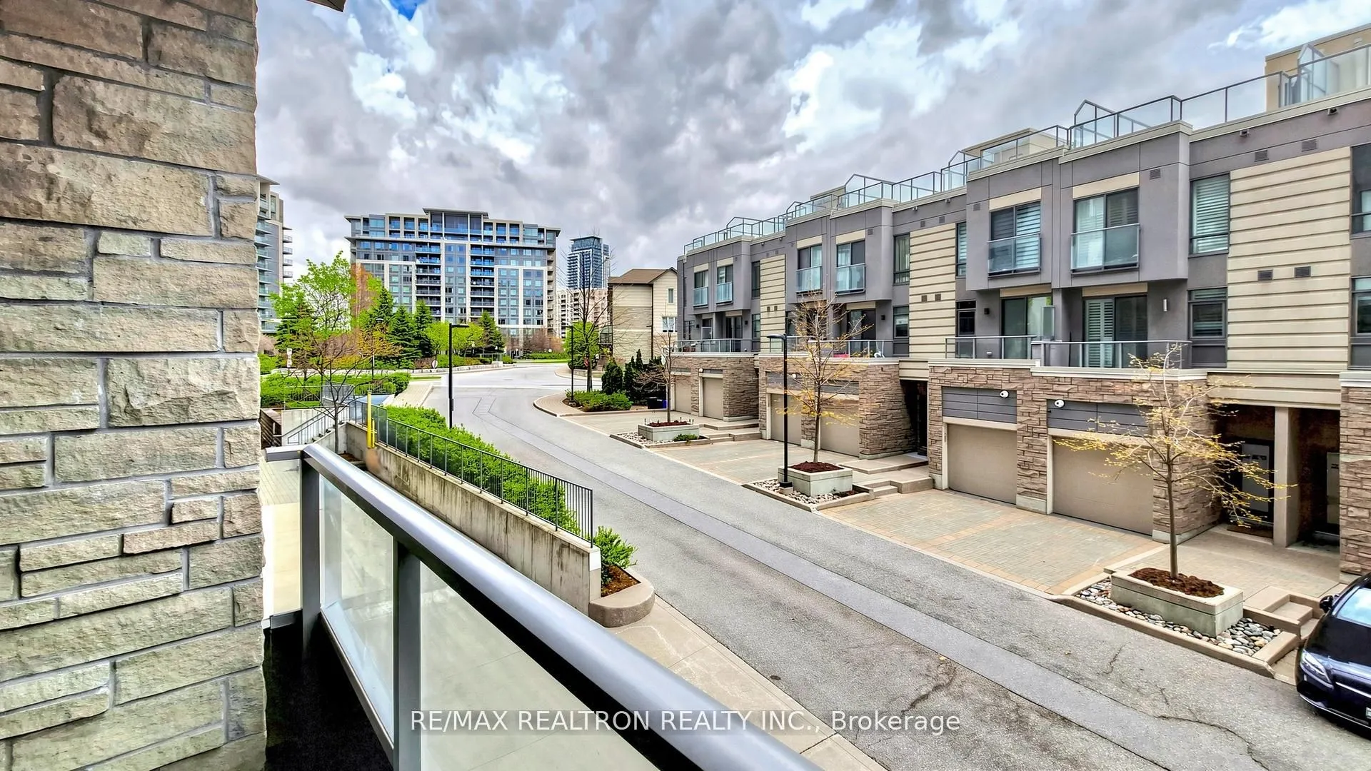 277 South Park Road #203