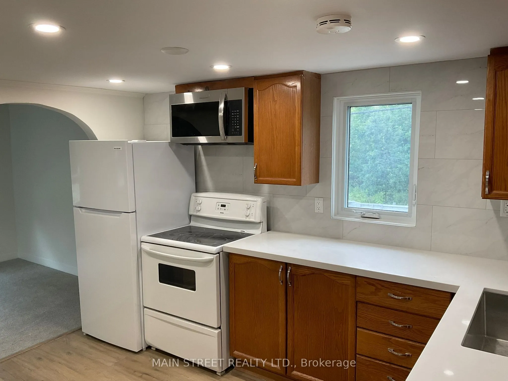 161 CHARLOTTE Street #UPPER