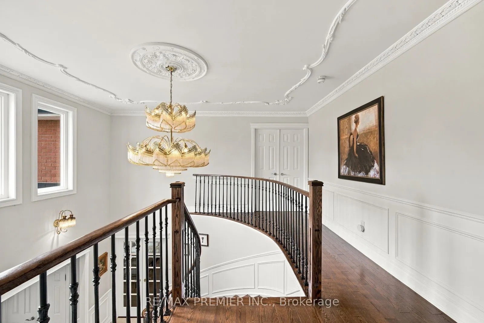 98 Cairnburg Place