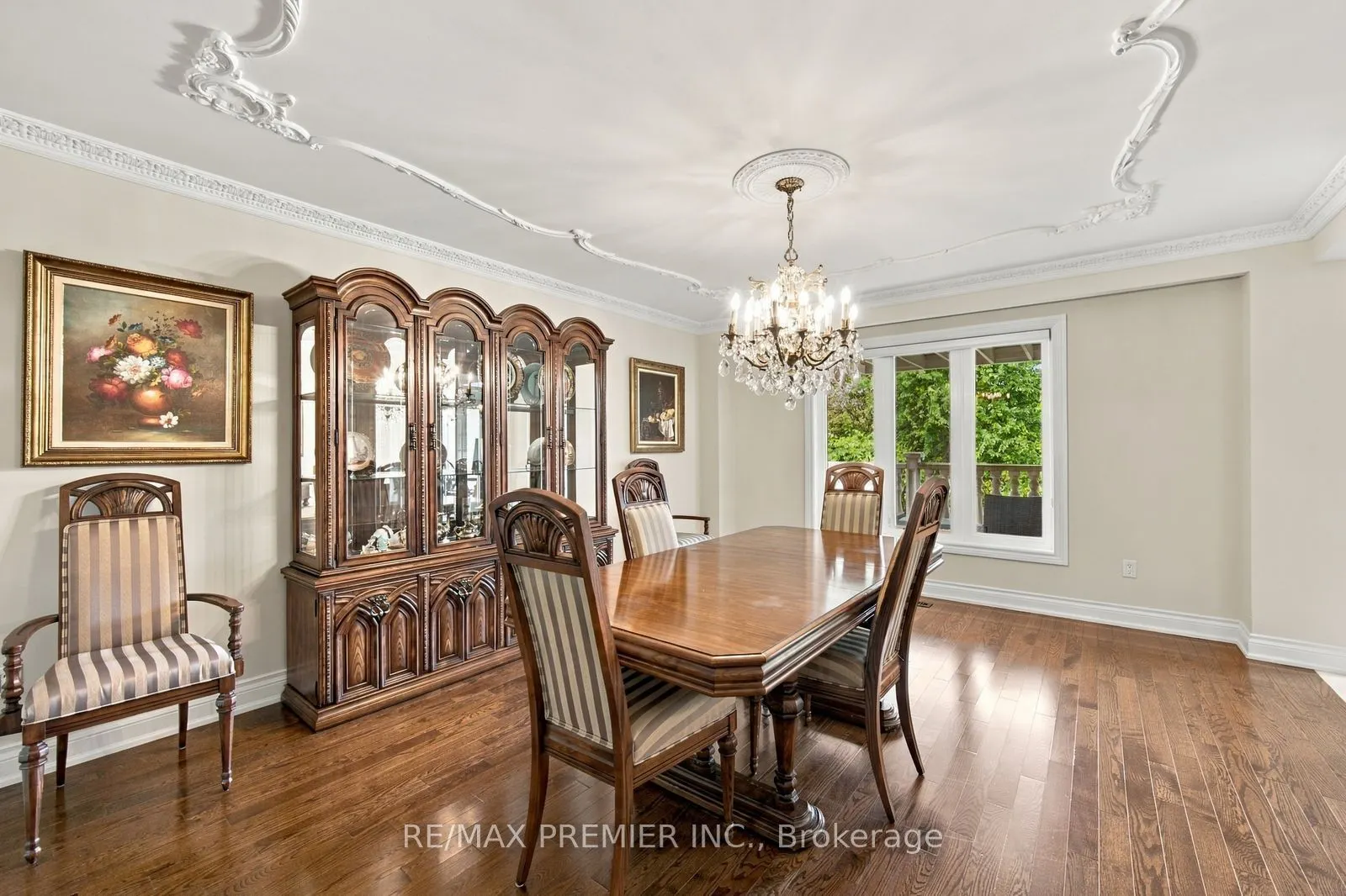 98 Cairnburg Place