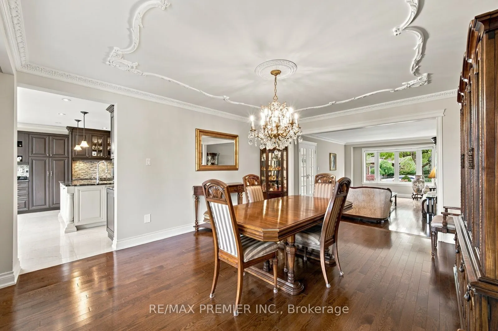 98 Cairnburg Place