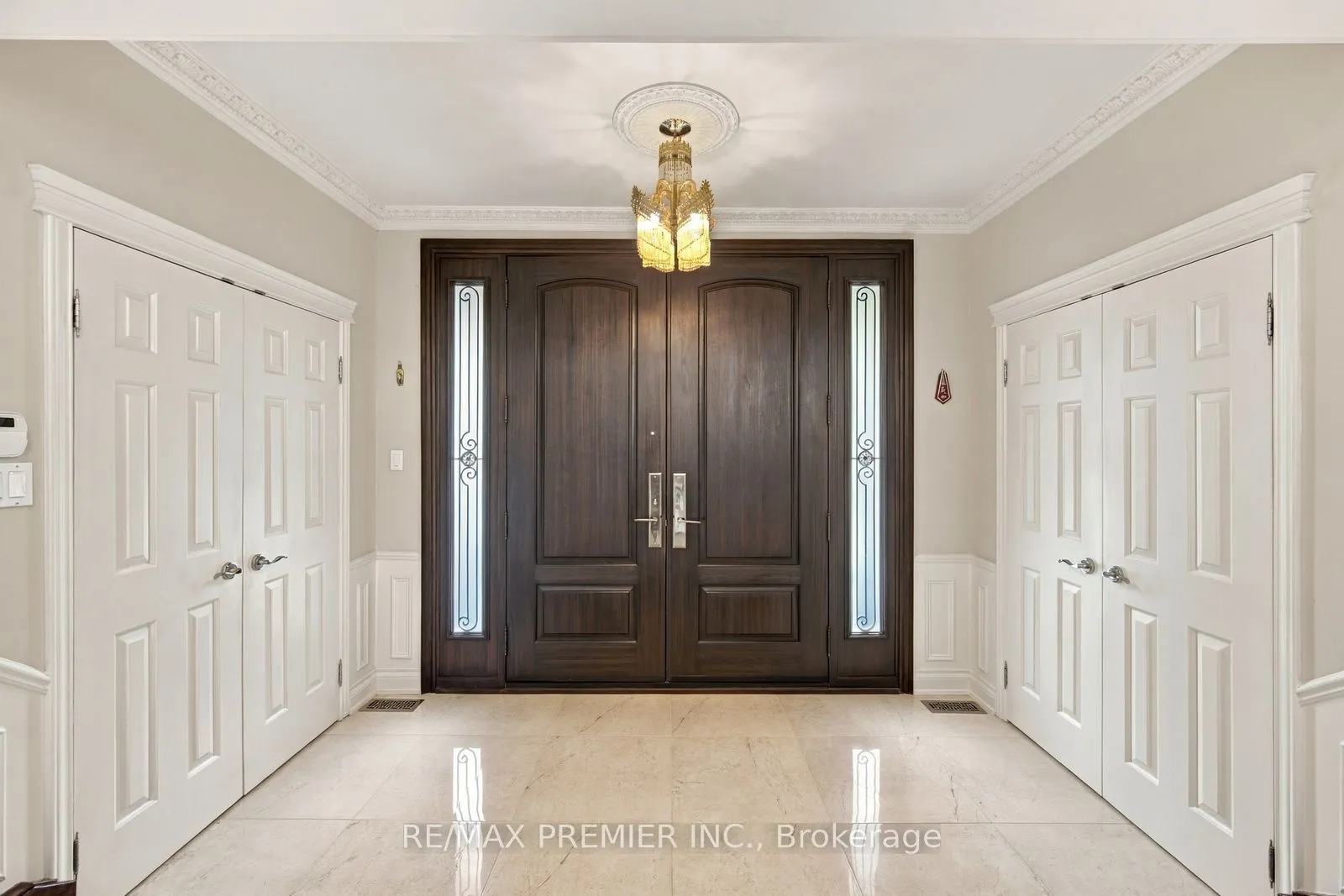 98 Cairnburg Place