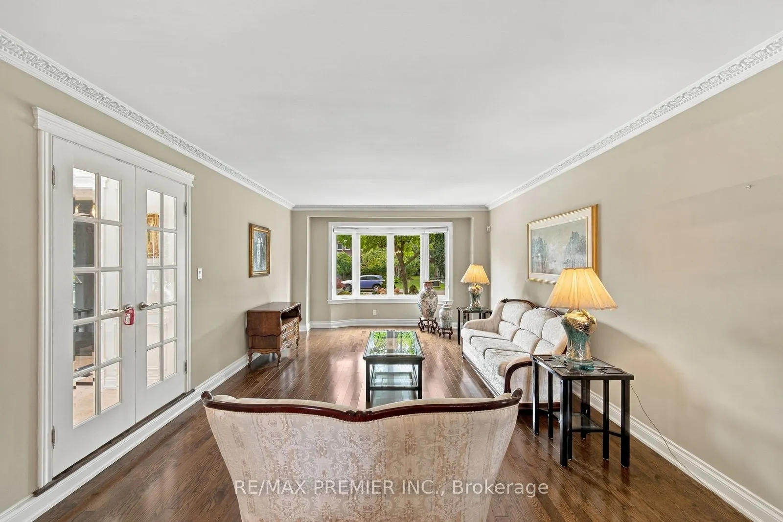 98 Cairnburg Place