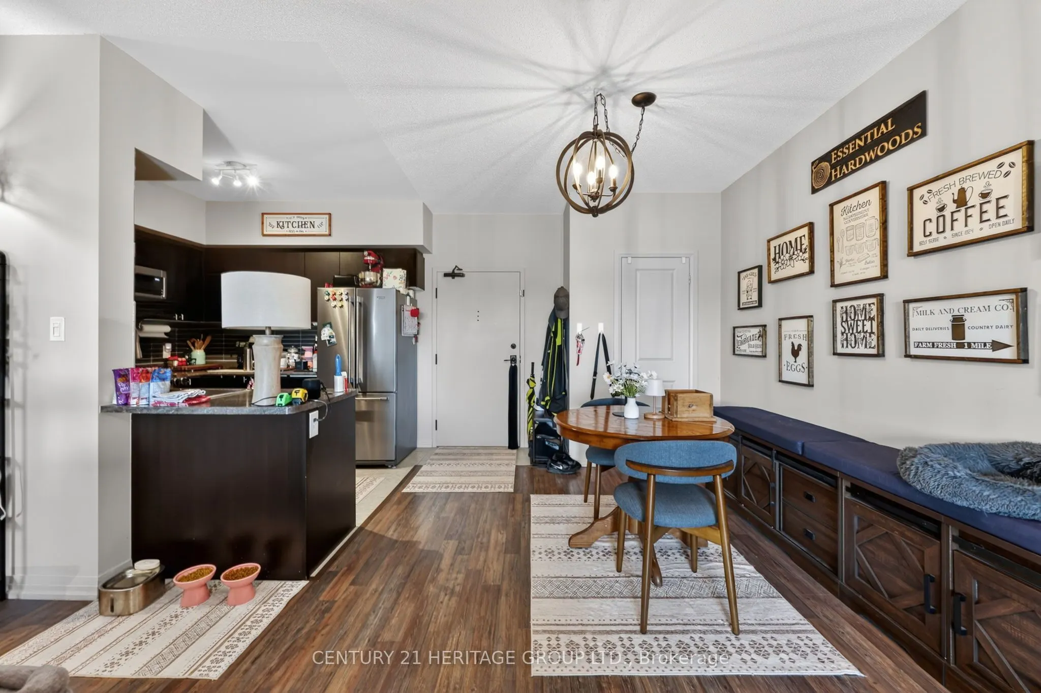 161 Wellington Street E #410
