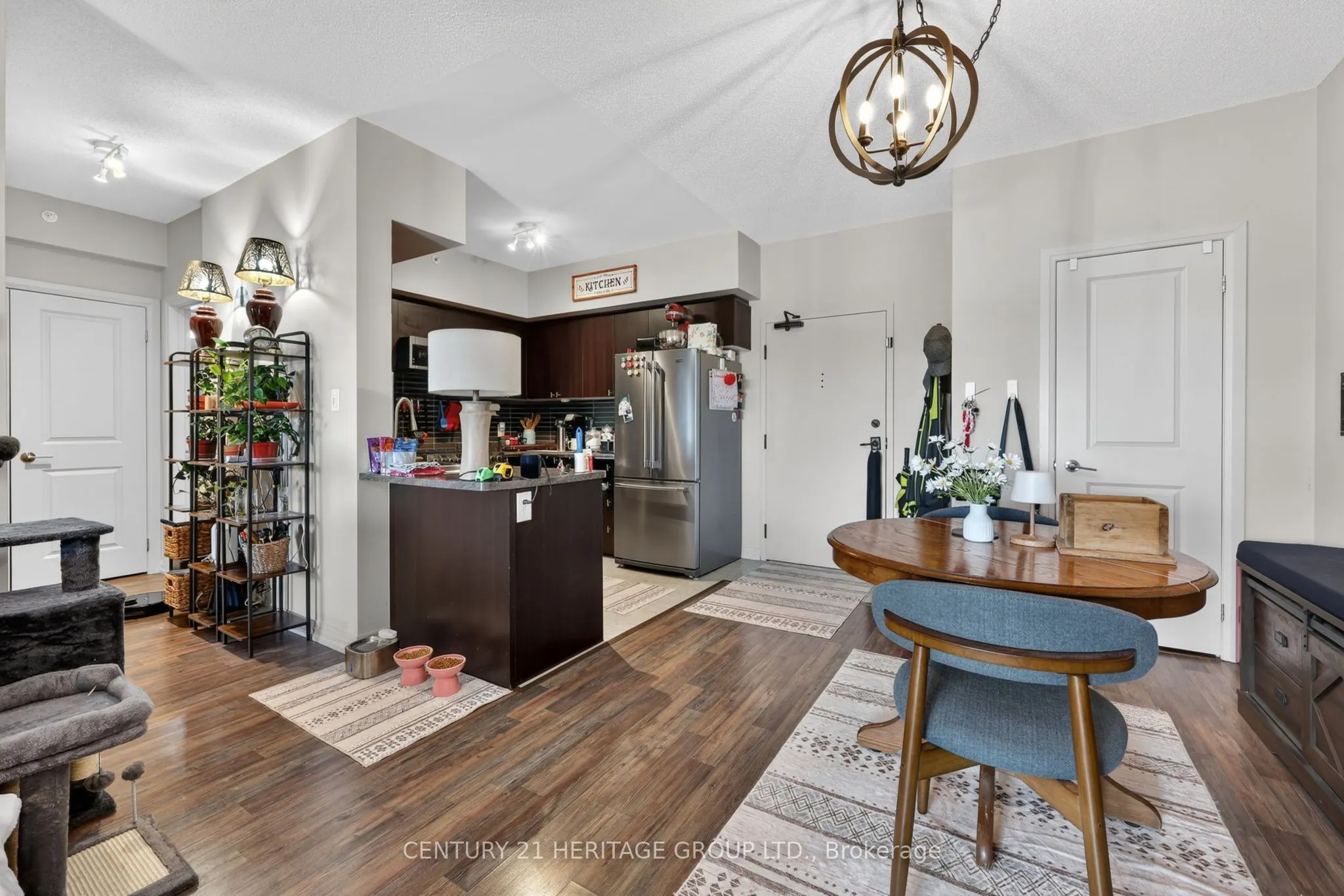 161 Wellington Street E #410
