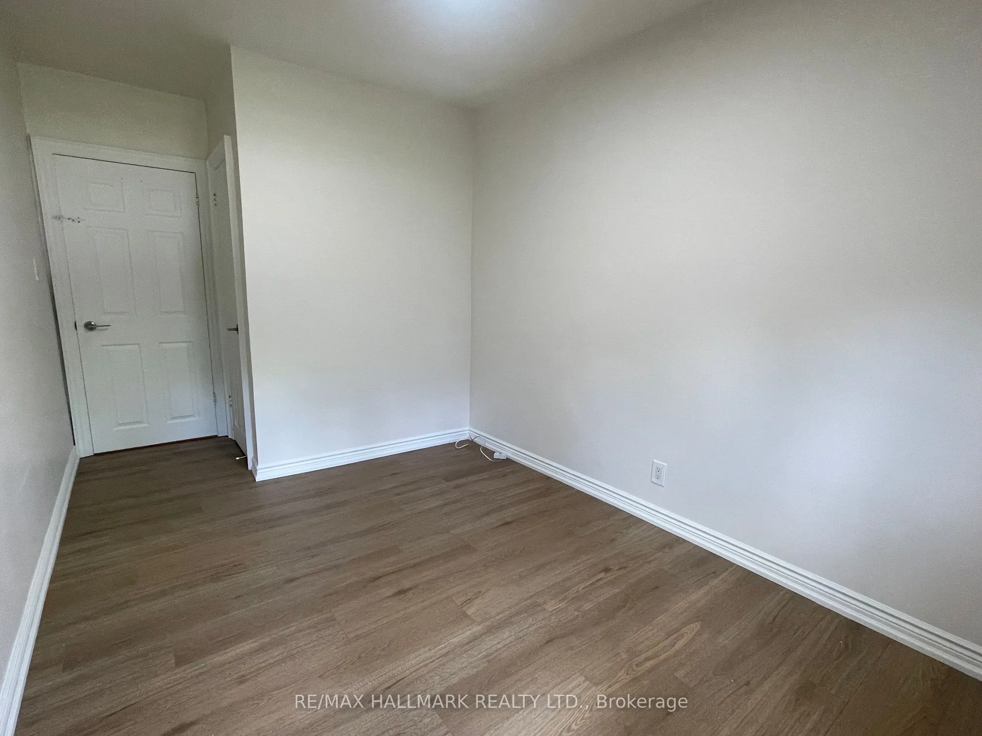 116 Cartier Crescent #Main Floor