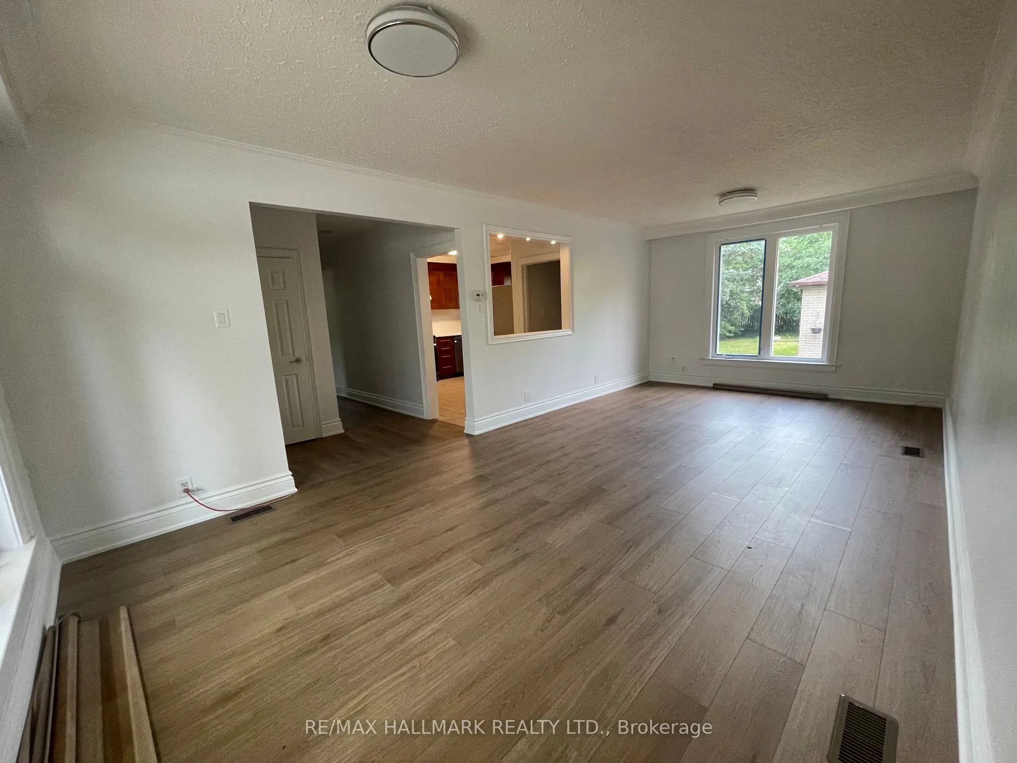 116 Cartier Crescent #Main Floor