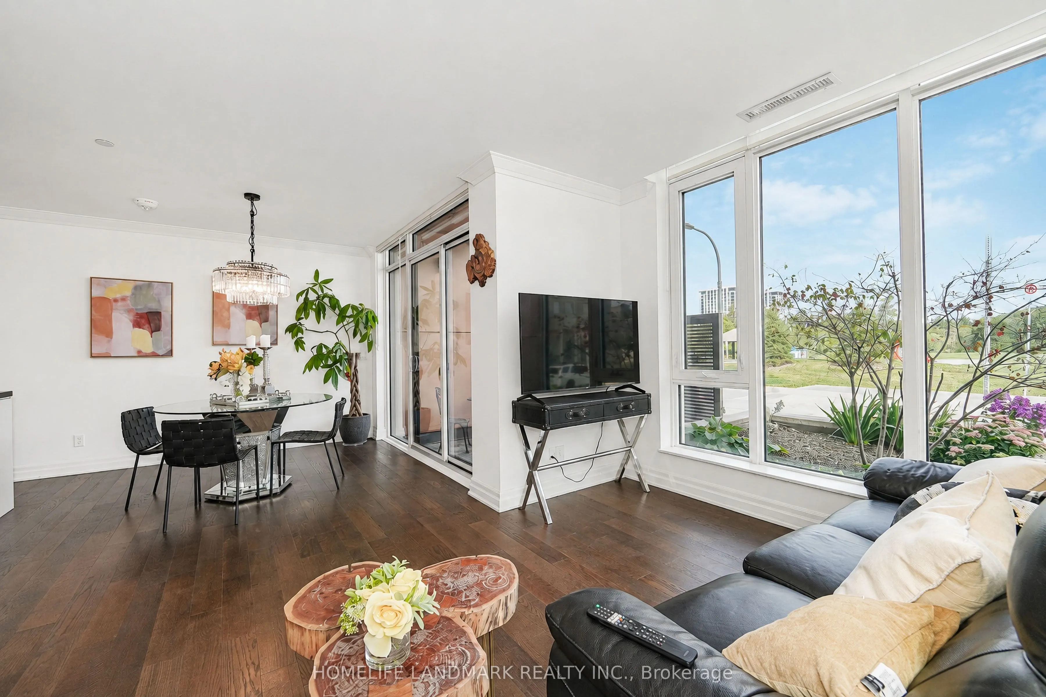18 Rouge Valley Drive W #105C