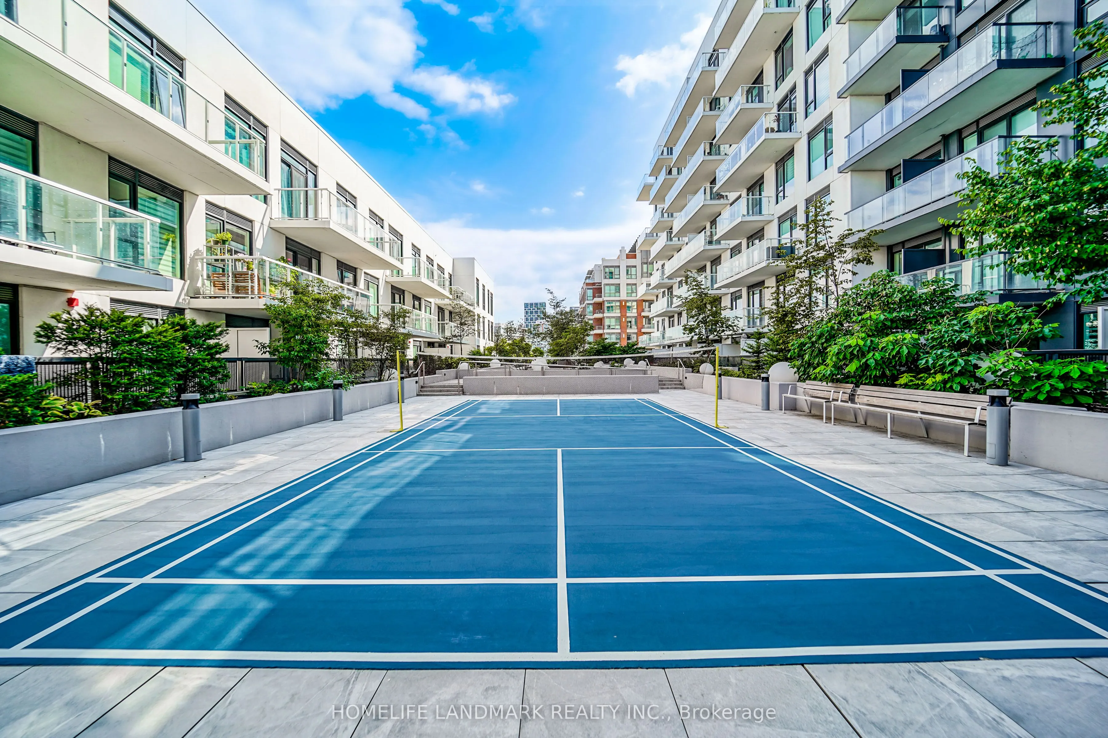 18 Rouge Valley Drive W #105C