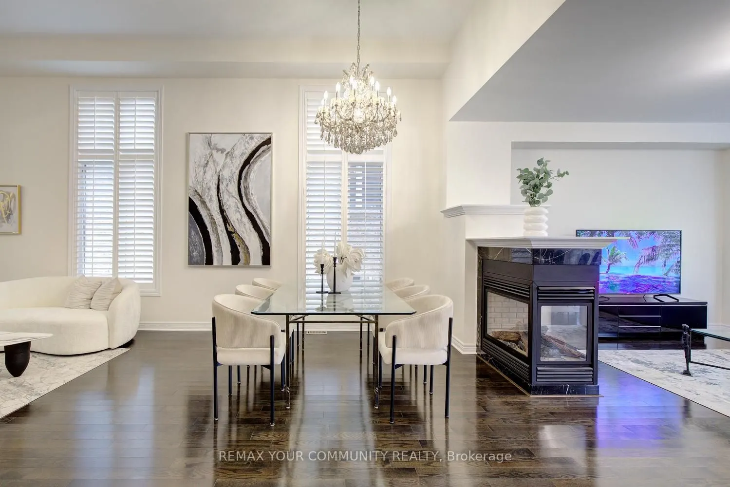 79 Chayna Crescent