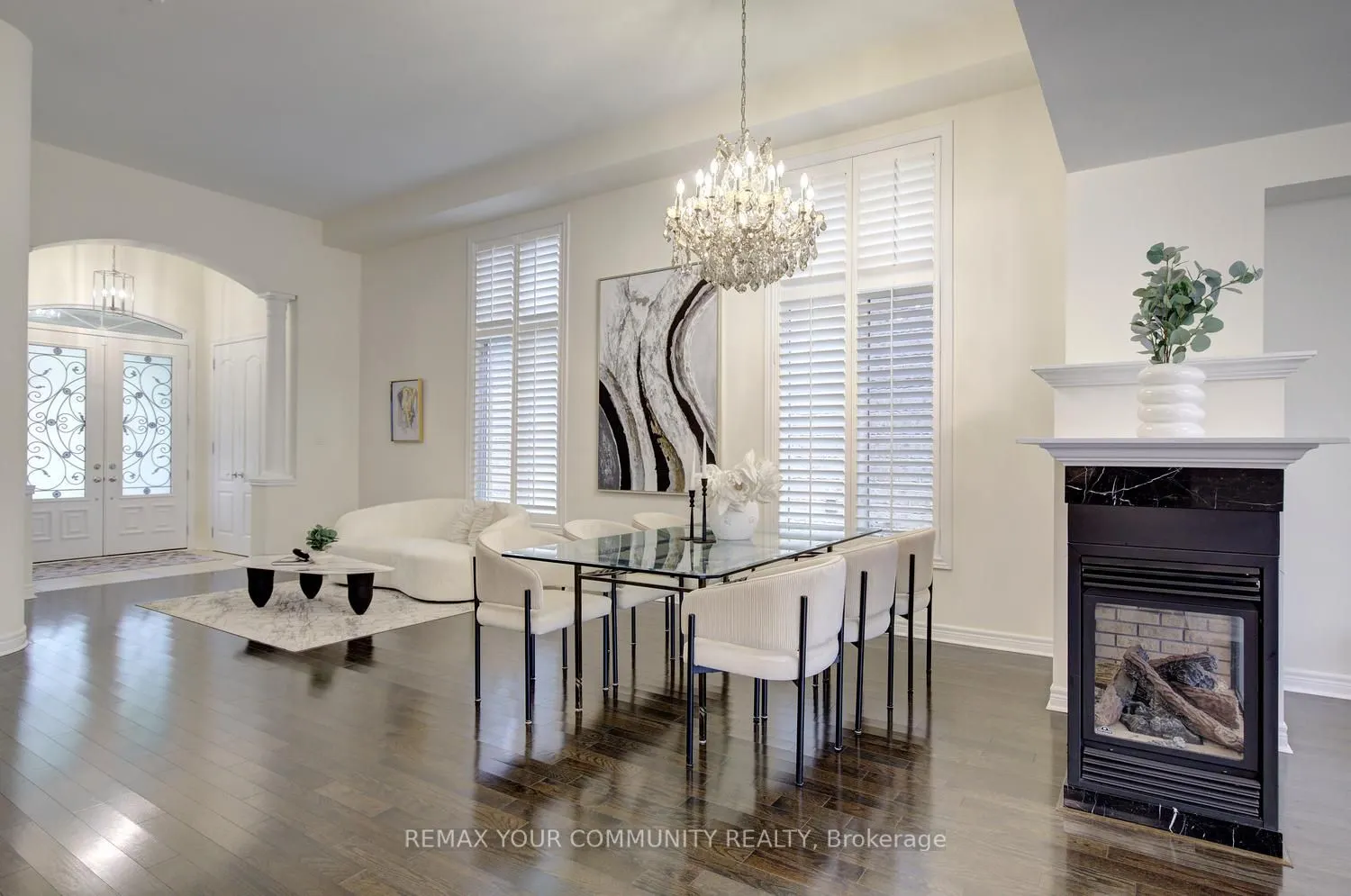 79 Chayna Crescent