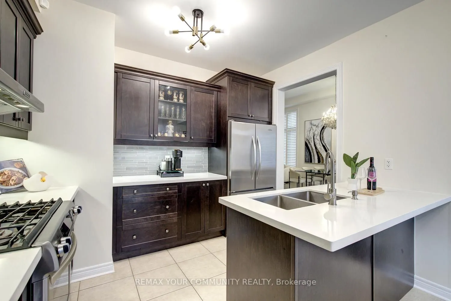 79 Chayna Crescent