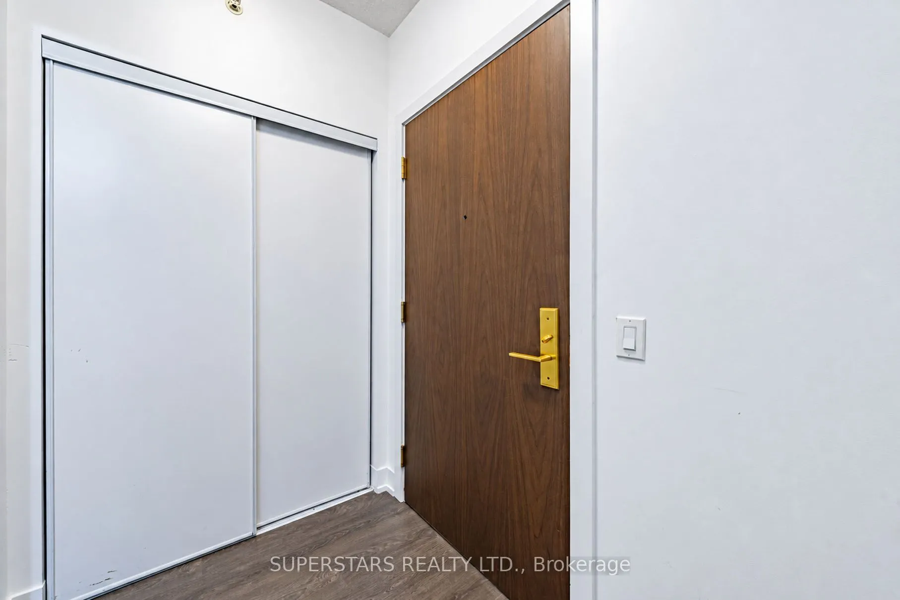 278 Buchanan Drive #521E
