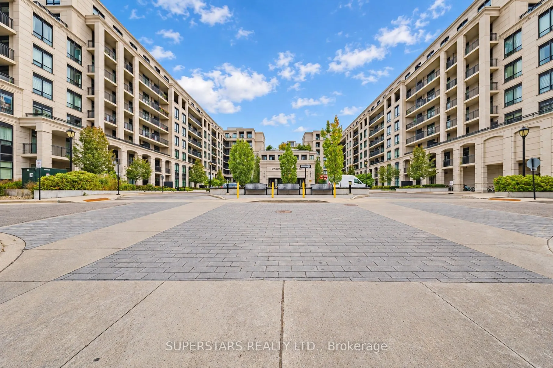 278 Buchanan Drive #521E