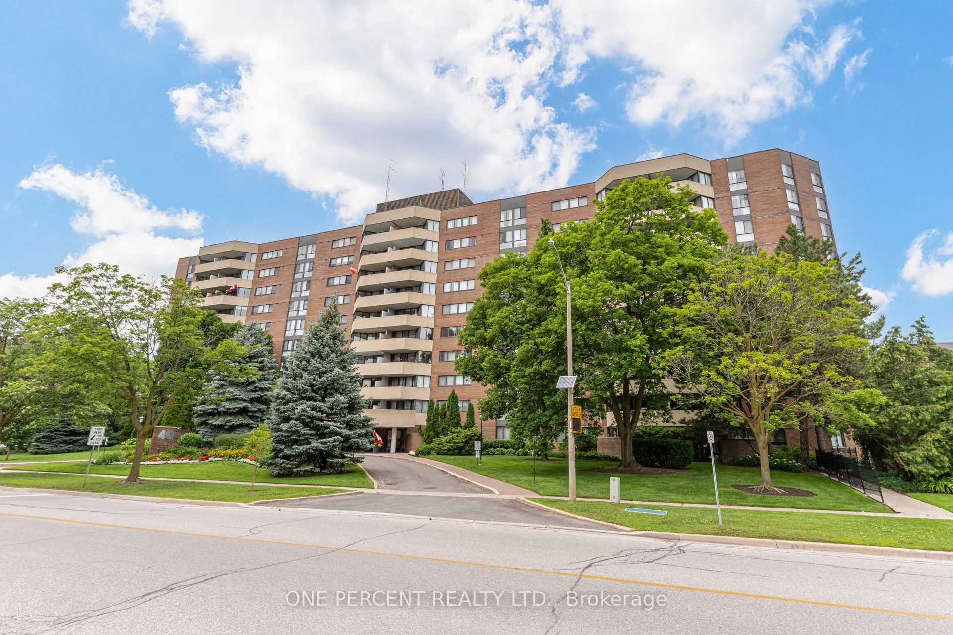 40 Baif Boulevard #302