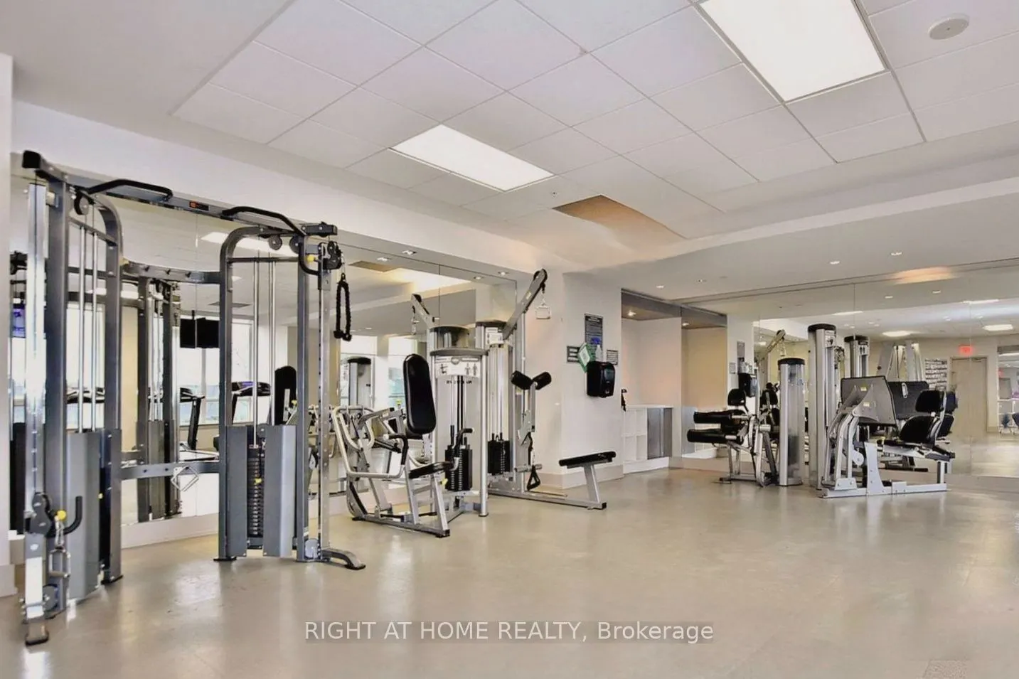 7171 Yonge Street #1702