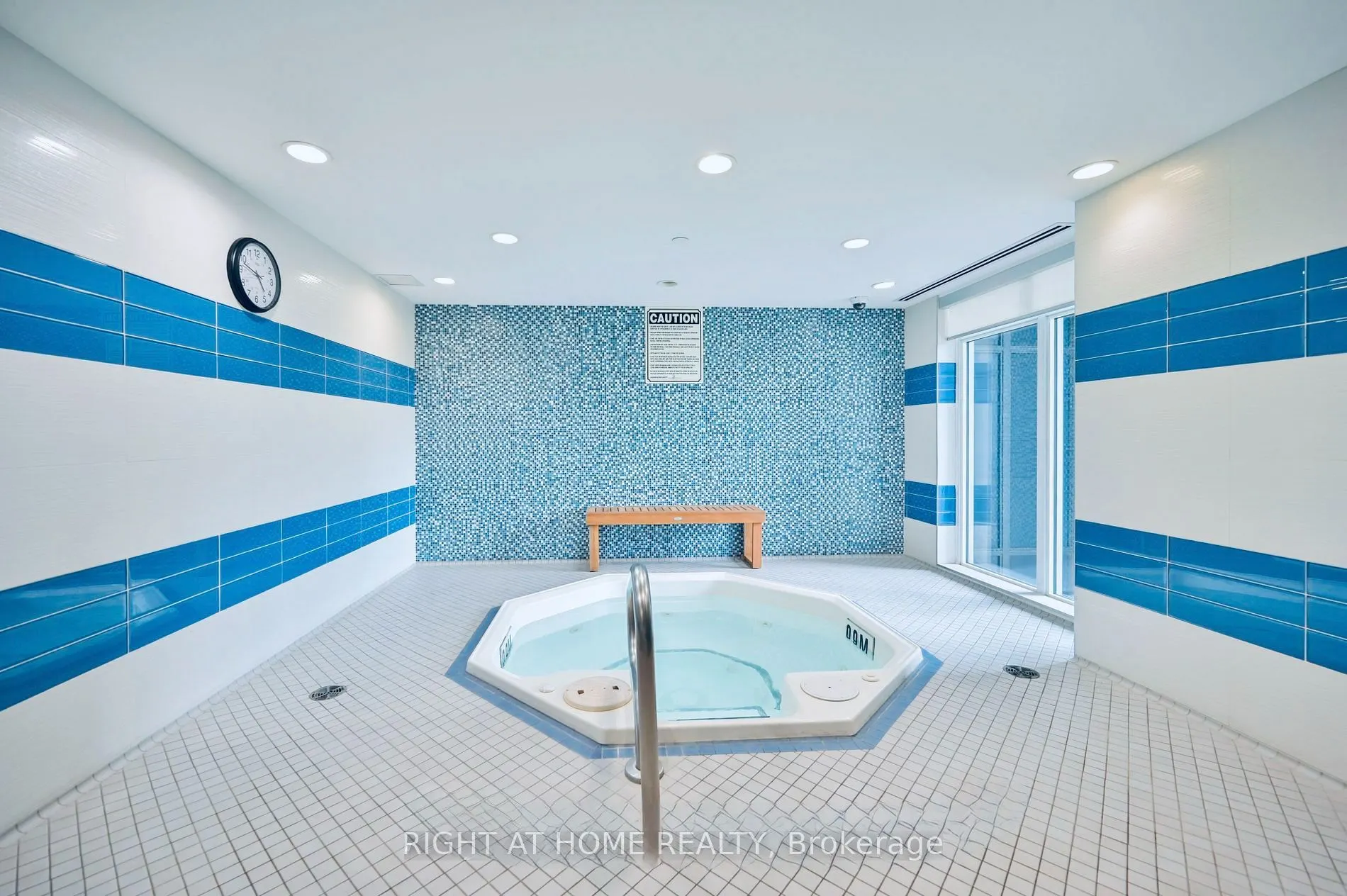 7171 Yonge Street #1702