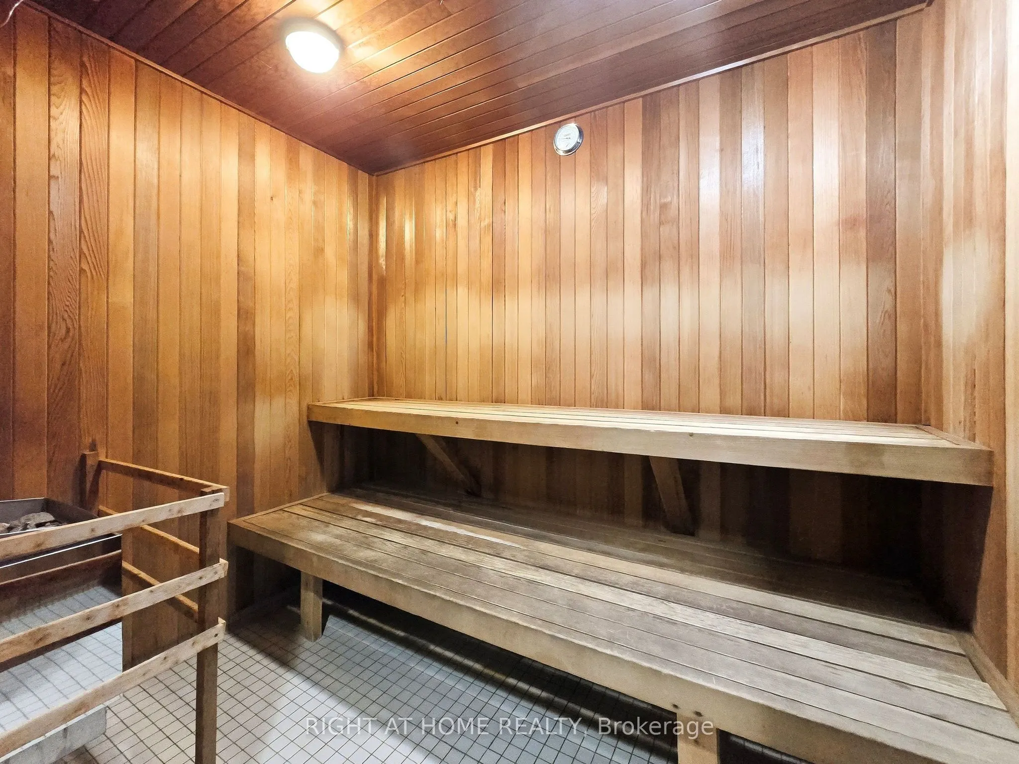 7171 Yonge Street #1702