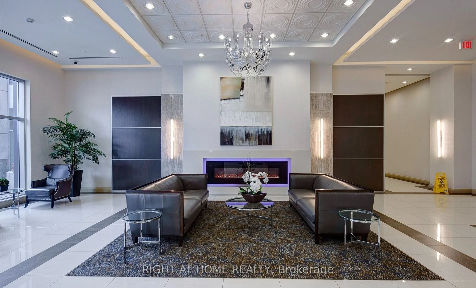 7171 Yonge Street #1702