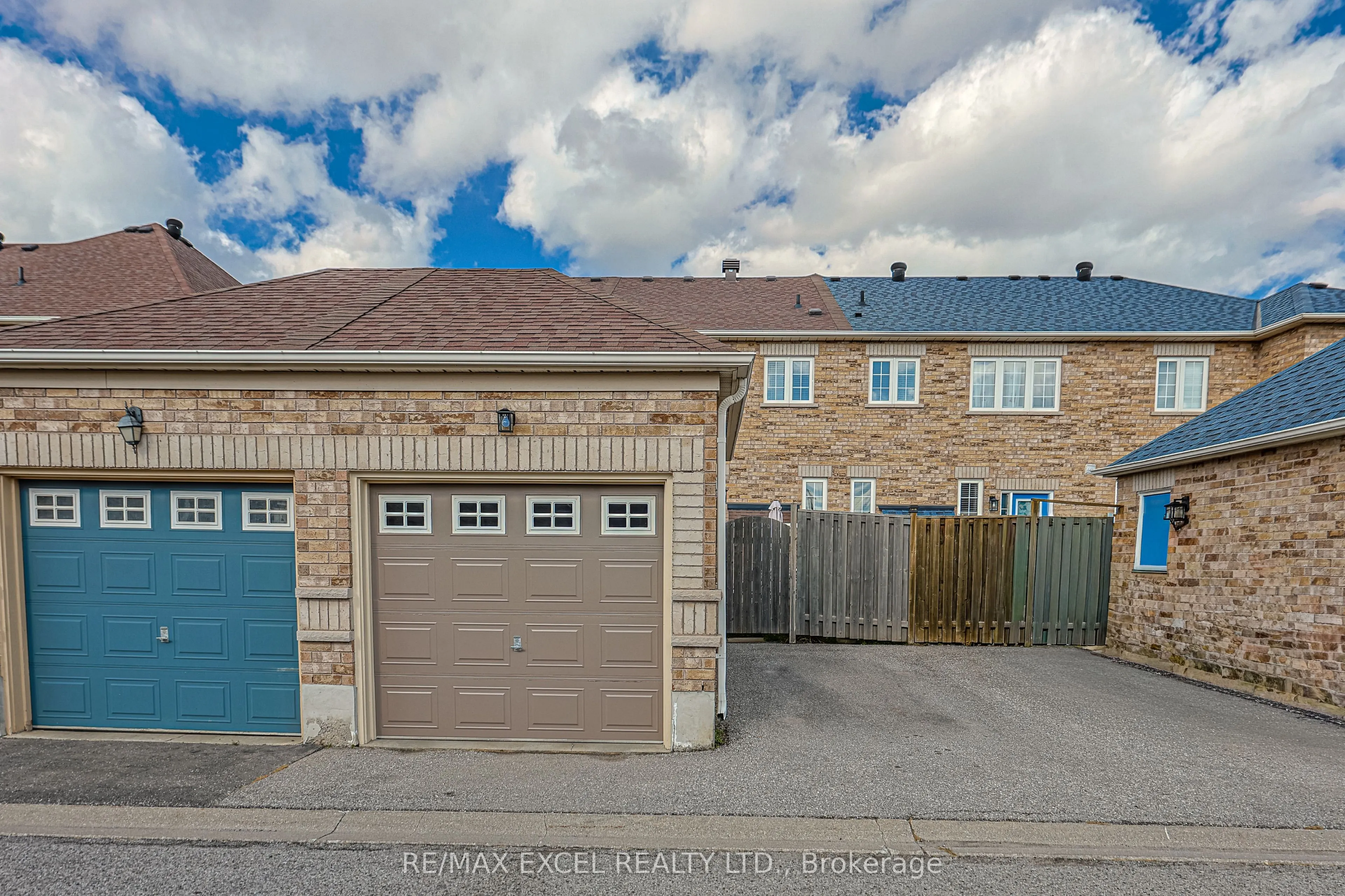 2383 Bur Oak Avenue