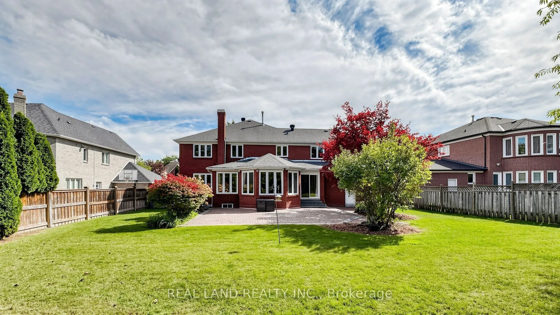 22 Ardwold Gate